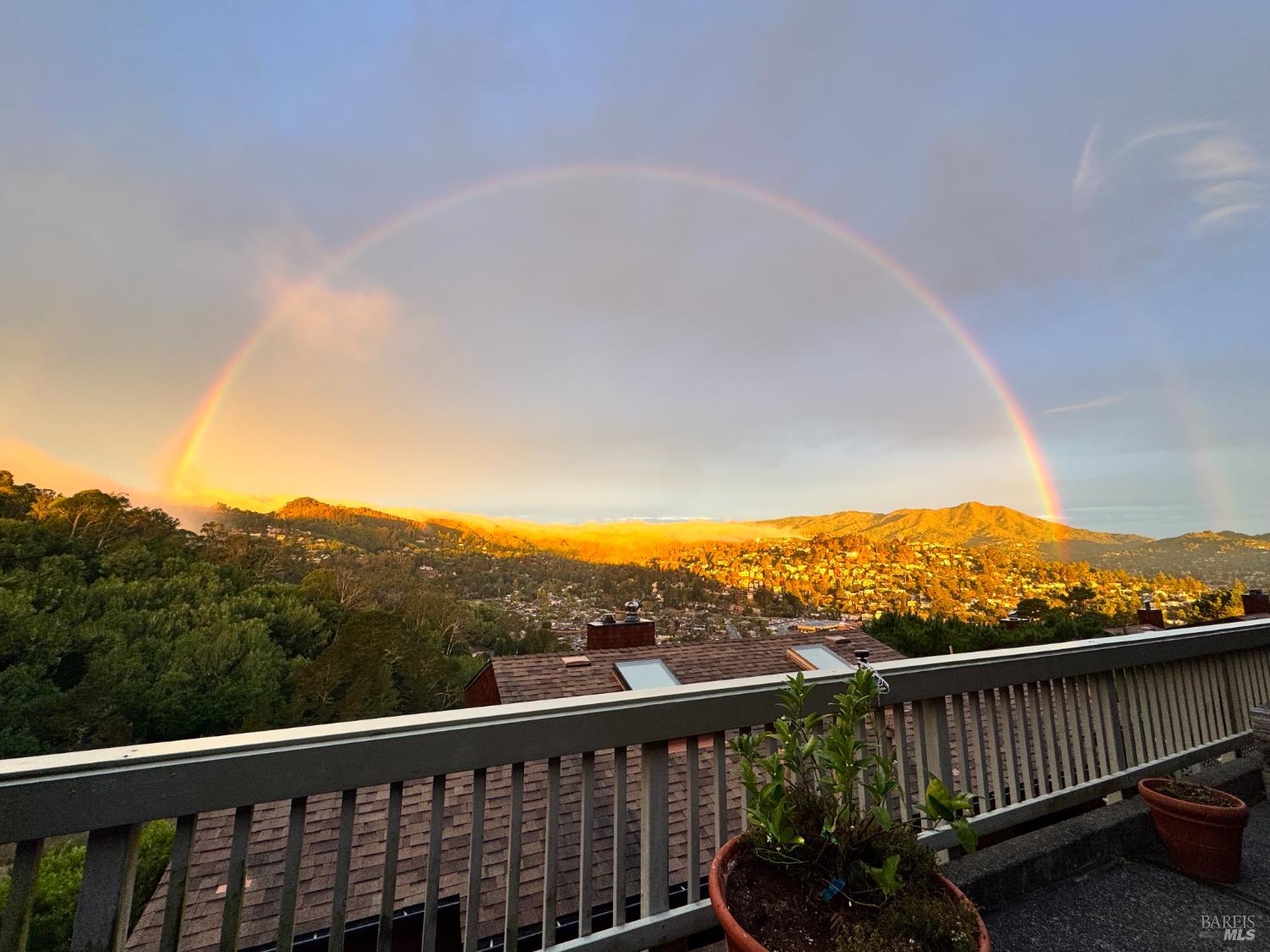 Detail Gallery Image 42 of 42 For 363 Headlands Ct, Sausalito,  CA 94965 - 2 Beds | 2/1 Baths