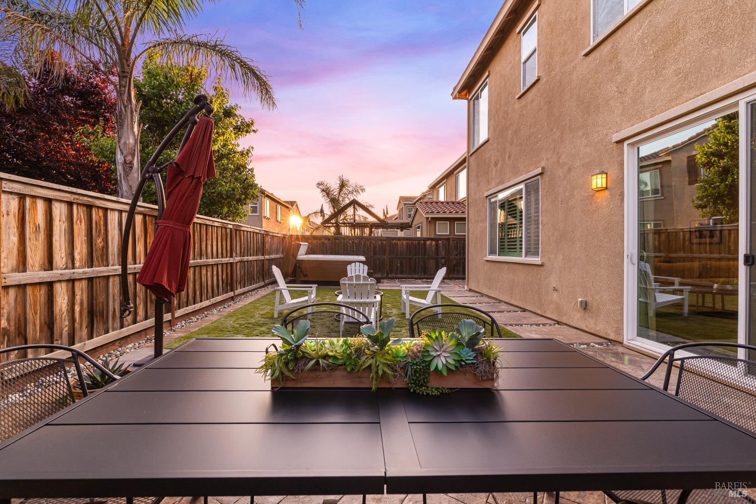 Detail Gallery Image 4 of 73 For 237 Juneau Dr, Vacaville,  CA 95687 - 3 Beds | 2/1 Baths