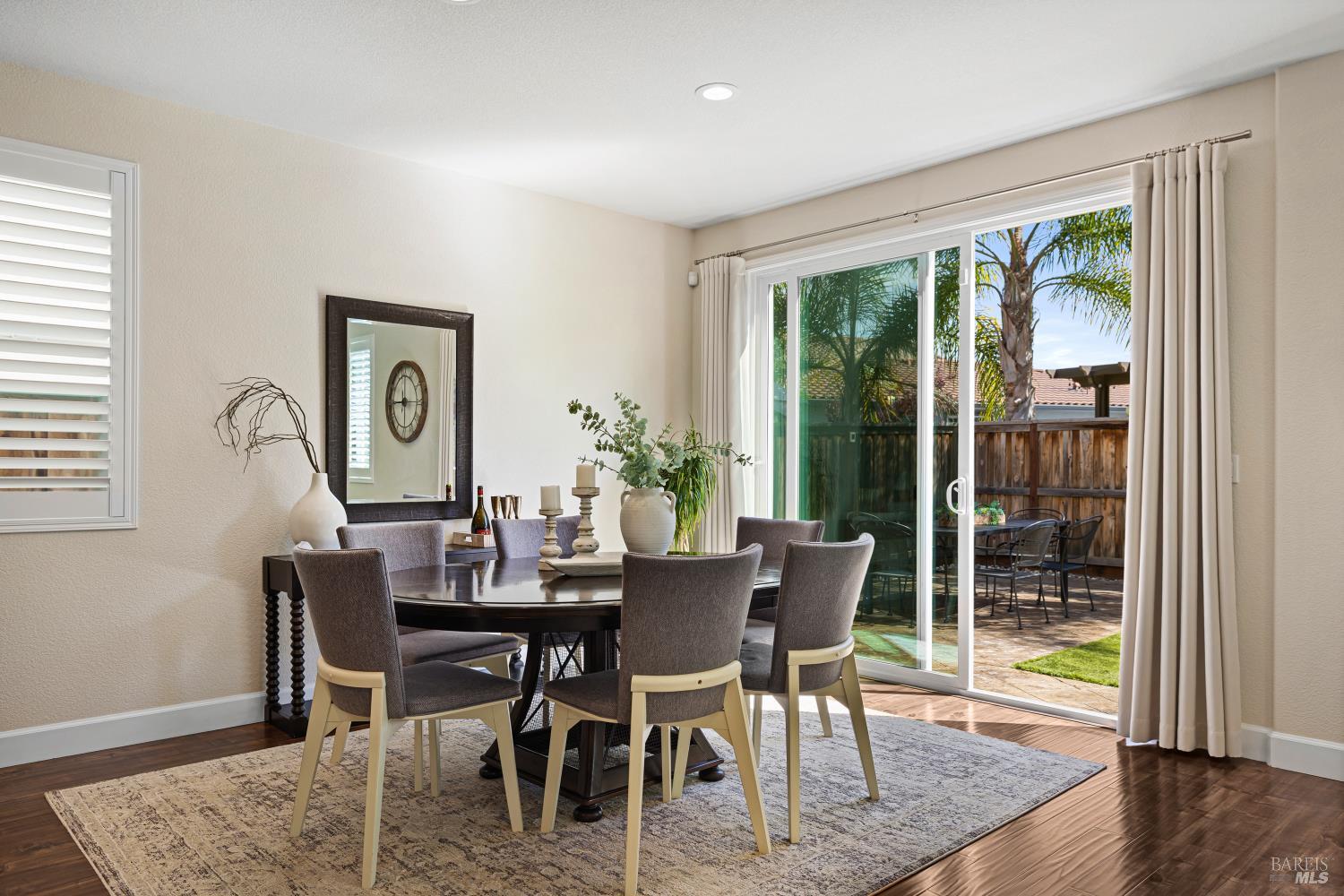 Detail Gallery Image 43 of 73 For 237 Juneau Dr, Vacaville,  CA 95687 - 3 Beds | 2/1 Baths