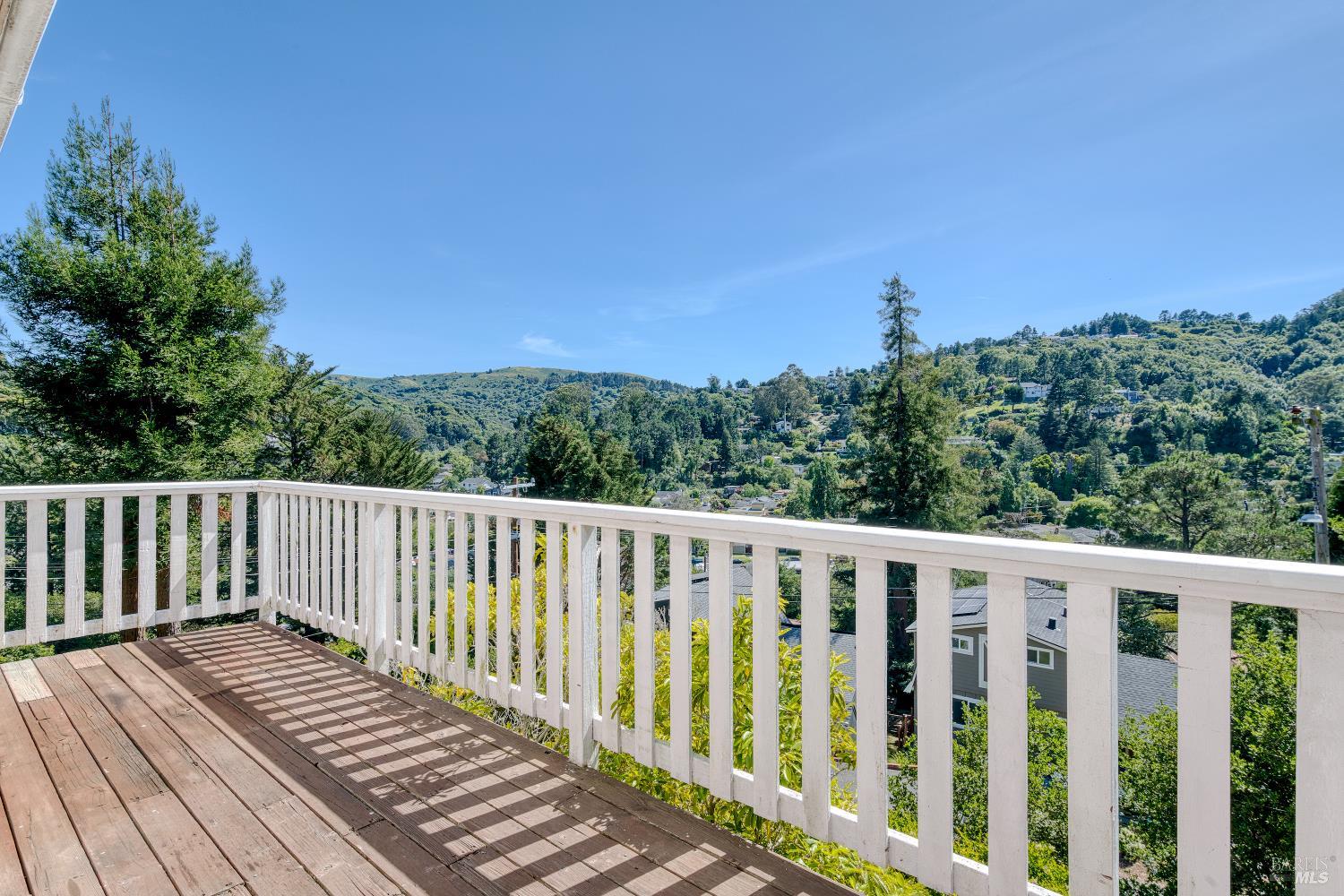 Detail Gallery Image 22 of 32 For 320 Dolan Ave, Mill Valley,  CA 94941 - 4 Beds | 5 Baths