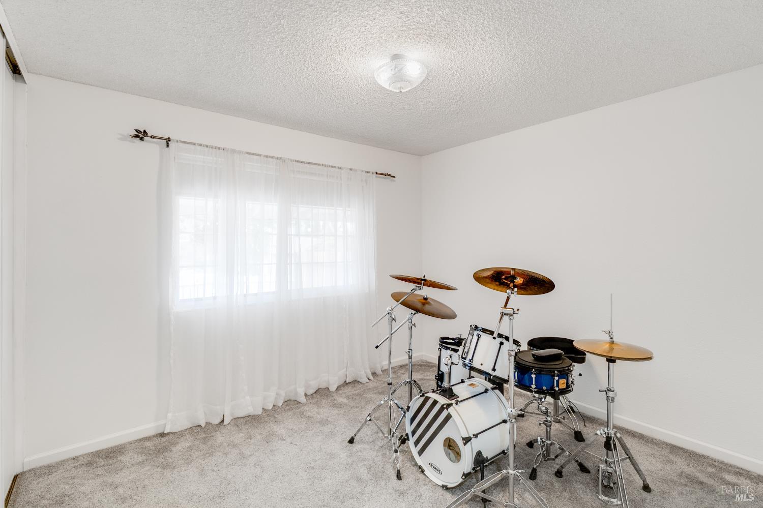 Detail Gallery Image 26 of 52 For 131 Hartford Ave, Vacaville,  CA 95687 - 4 Beds | 2 Baths