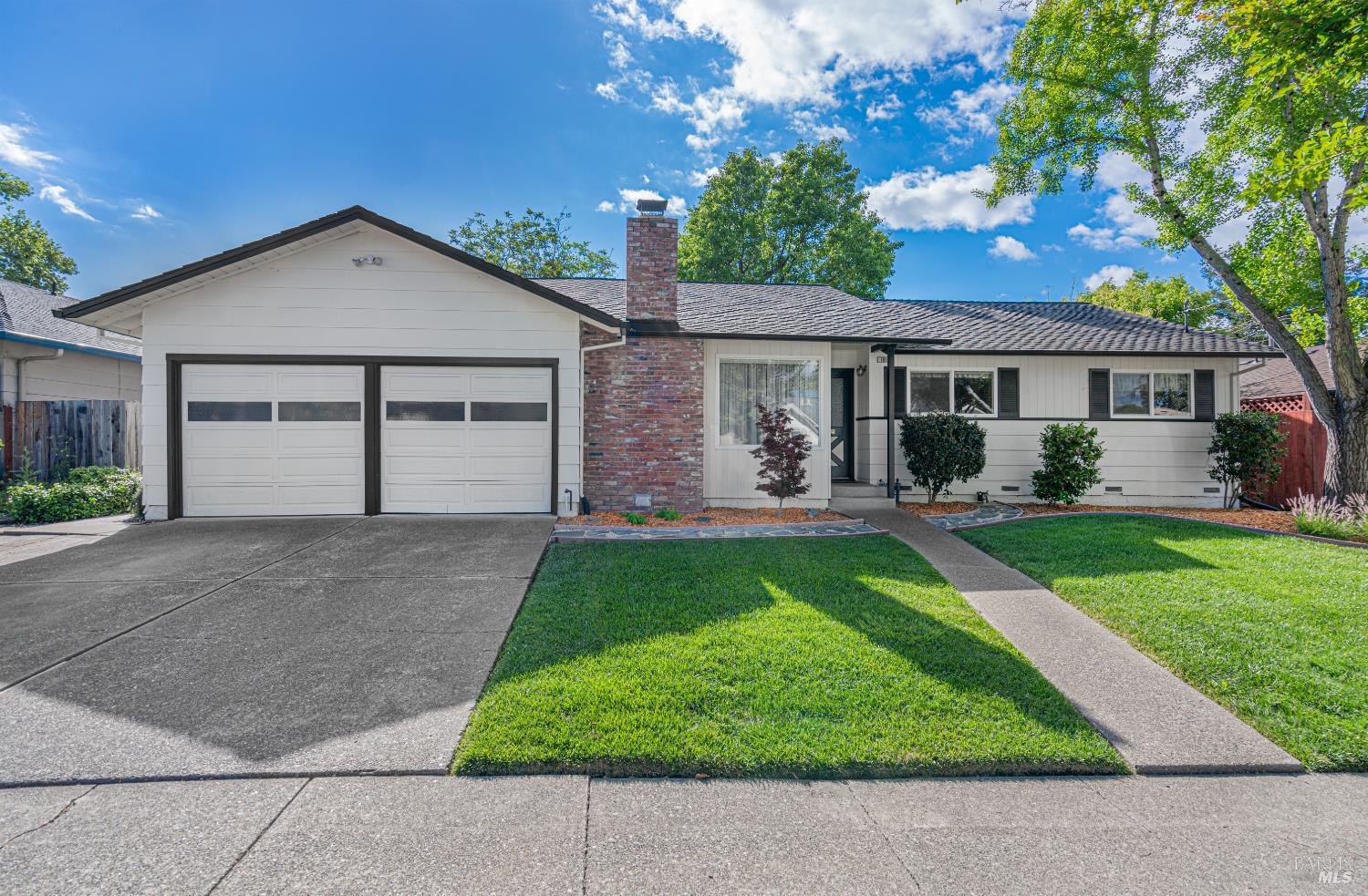 Front Image Thumbnail for BA326034495