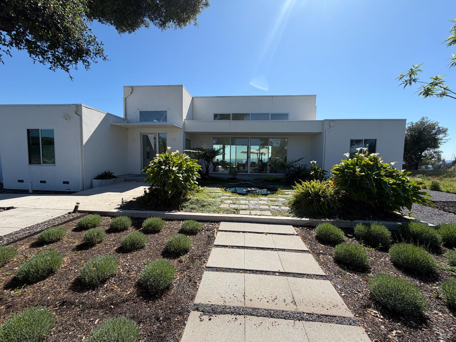 Front Image Thumbnail for BA326034536