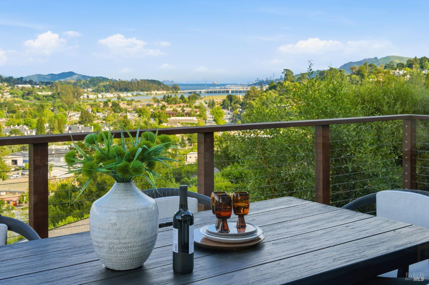 Detail Gallery Image 56 of 88 For 439 Molino Ave, Mill Valley,  CA 94941 - 4 Beds | 2 Baths