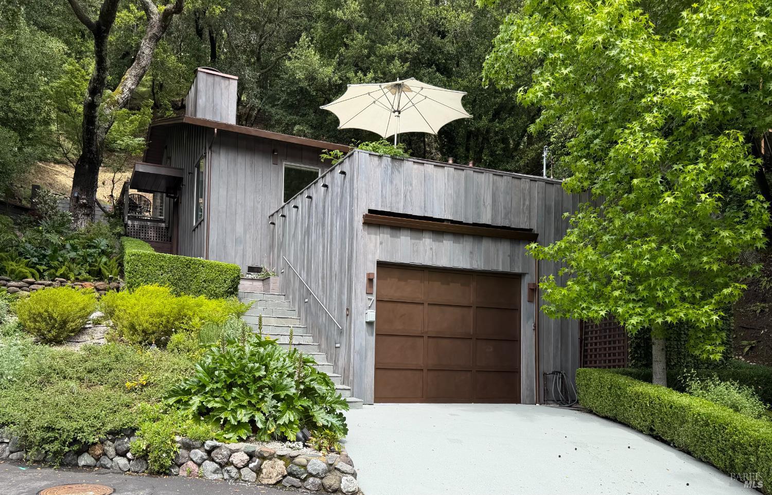 Detail Gallery Image 17 of 18 For 7 Madera Ave, Ross,  CA 94957 - 2 Beds | 2 Baths