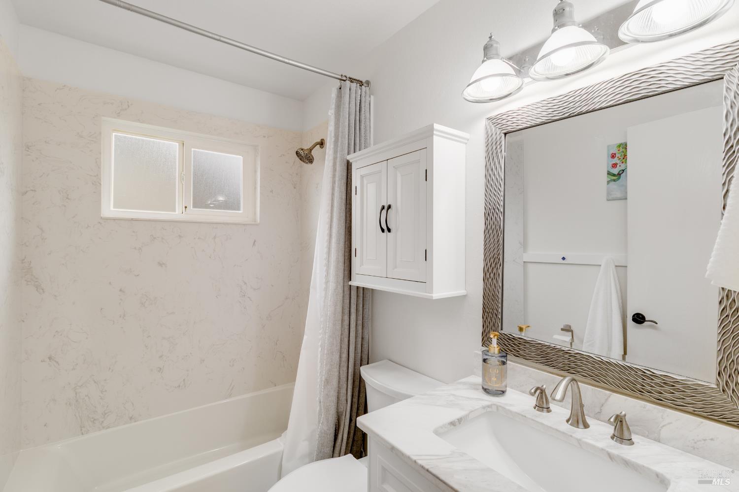 Detail Gallery Image 28 of 52 For 131 Hartford Ave, Vacaville,  CA 95687 - 4 Beds | 2 Baths