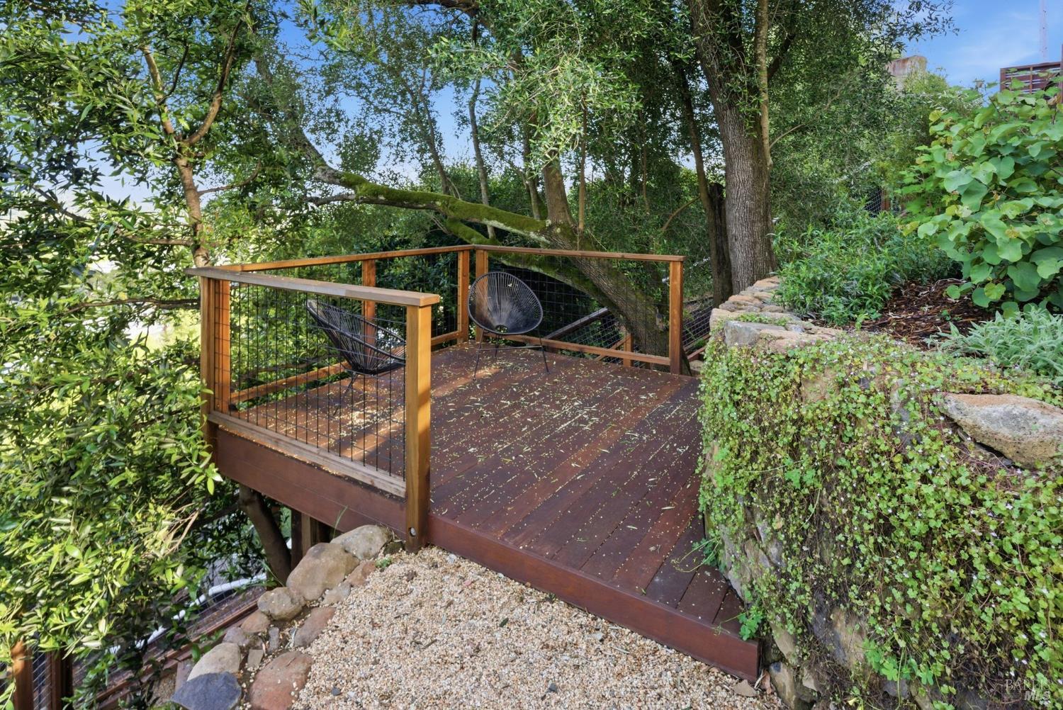 Detail Gallery Image 76 of 88 For 439 Molino Ave, Mill Valley,  CA 94941 - 4 Beds | 2 Baths