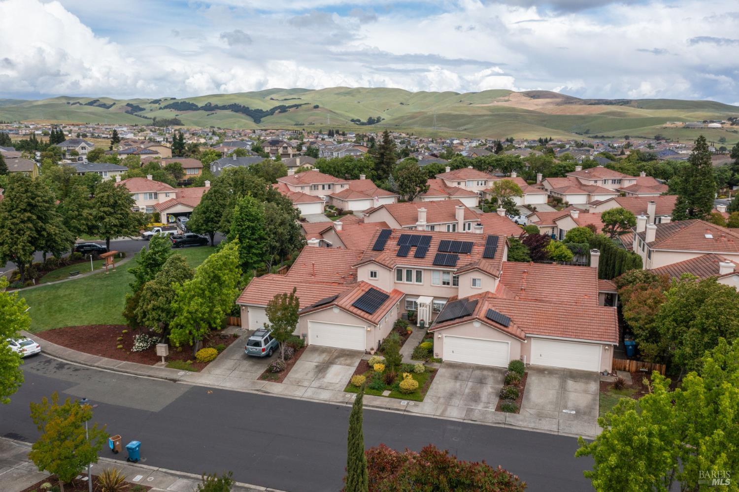 Detail Gallery Image 29 of 33 For 304 Columbia Cir, Benicia,  CA 94510 - 2 Beds | 2/1 Baths