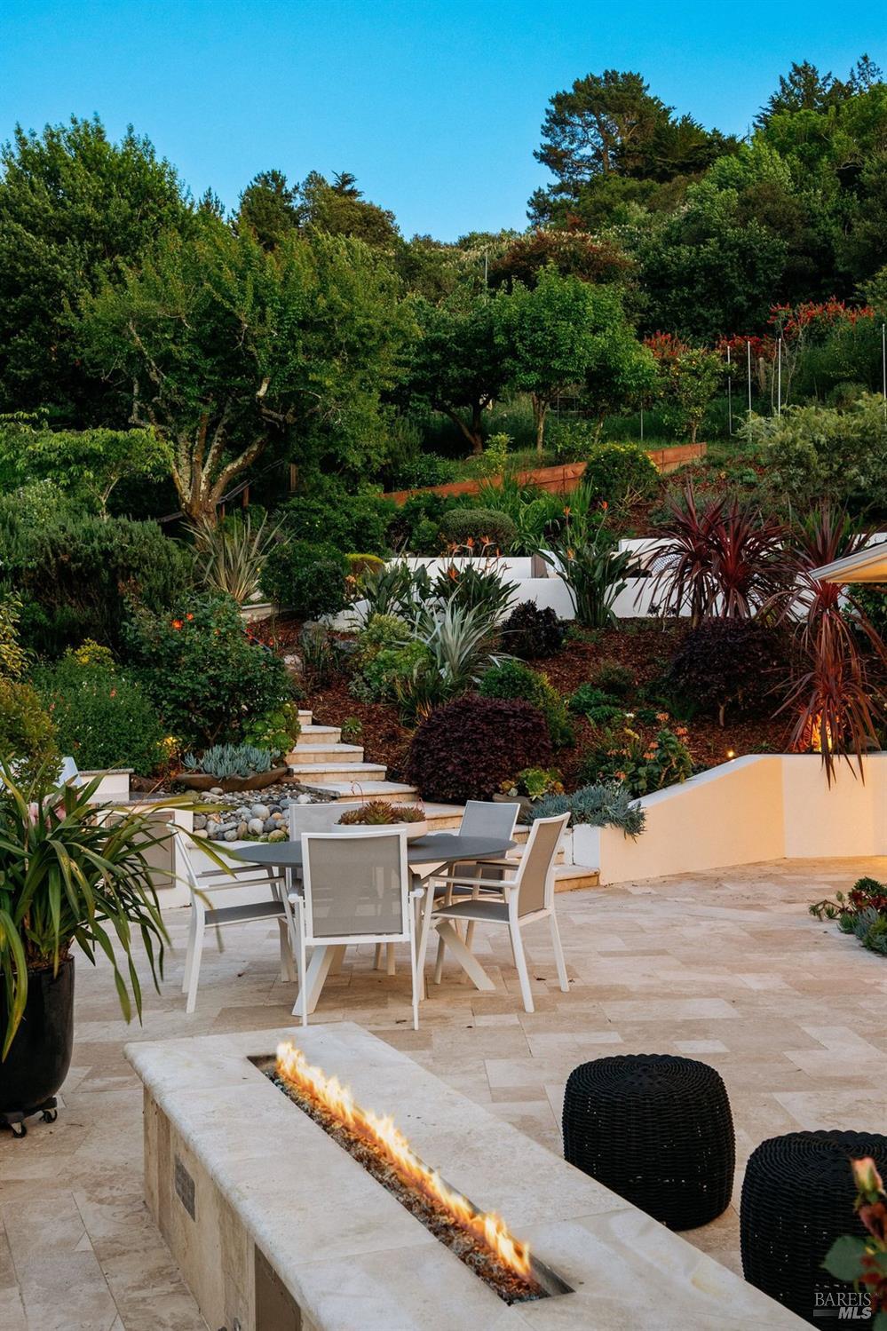 Detail Gallery Image 20 of 58 For 5 Warren Ct, Tiburon,  CA 94920 - 4 Beds | 4/1 Baths