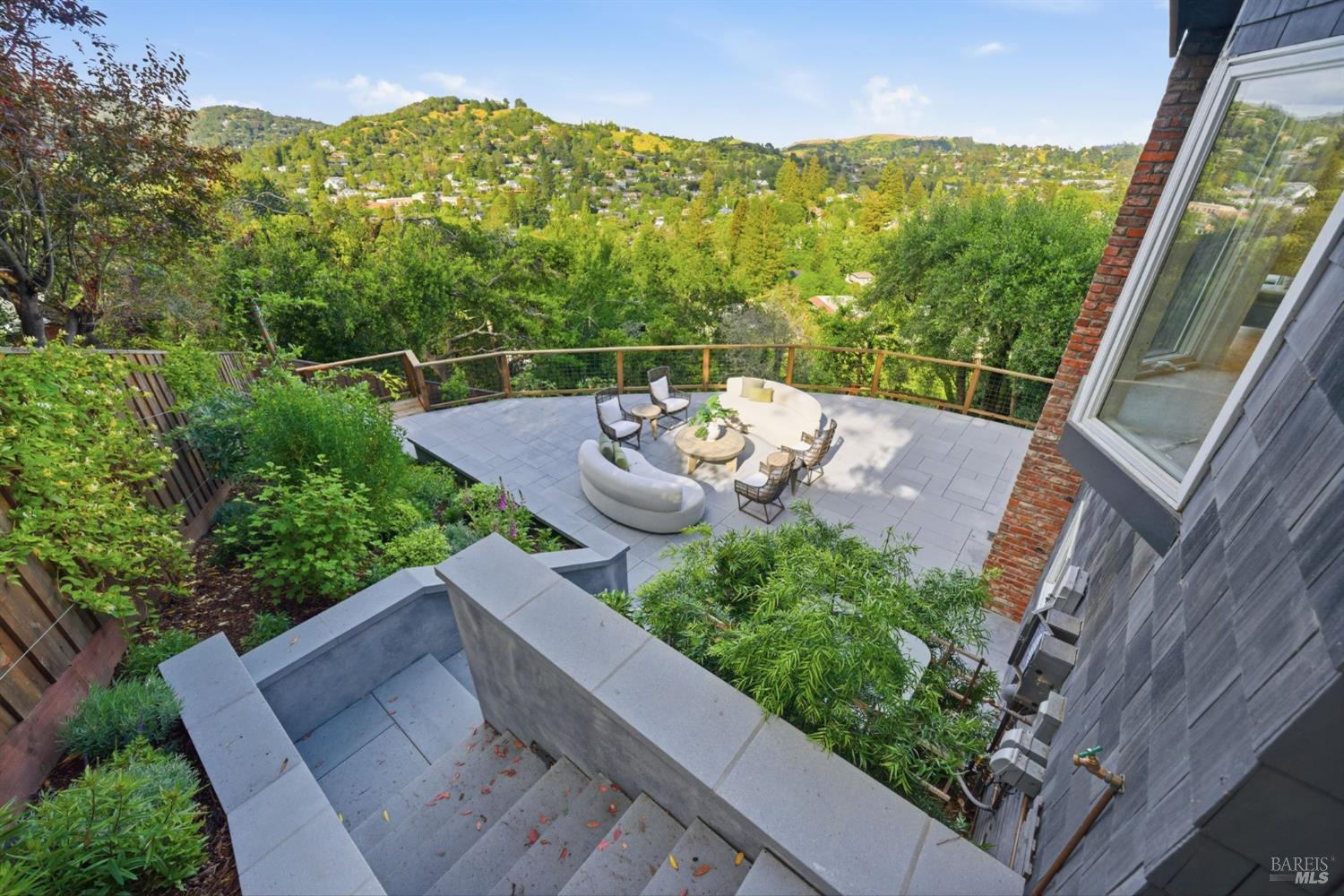 Detail Gallery Image 61 of 88 For 439 Molino Ave, Mill Valley,  CA 94941 - 4 Beds | 2 Baths