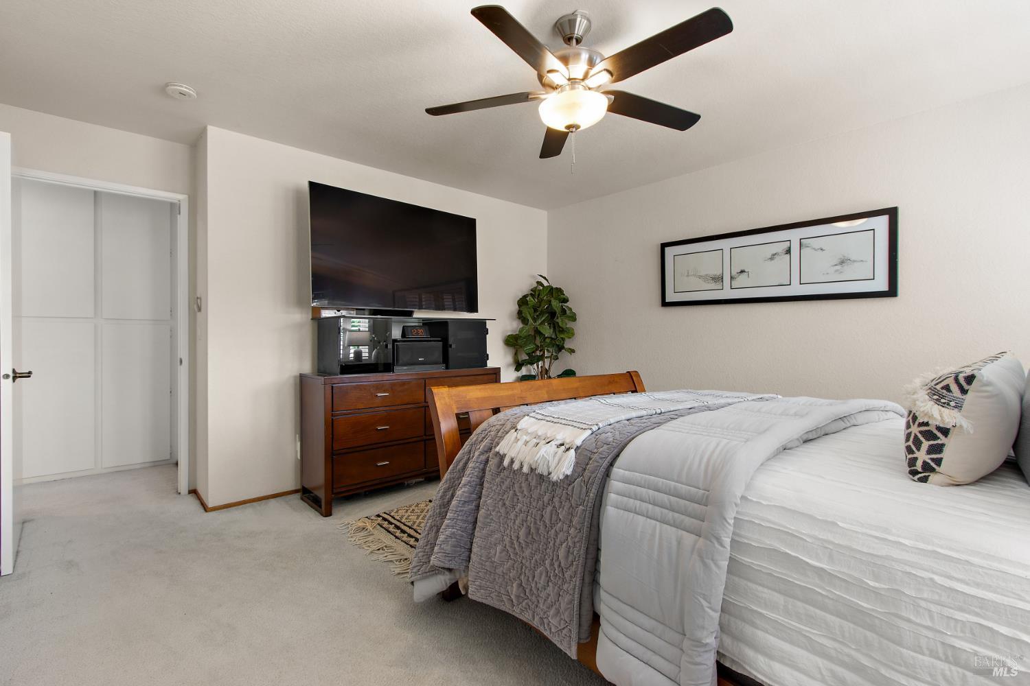 Detail Gallery Image 22 of 33 For 304 Columbia Cir, Benicia,  CA 94510 - 2 Beds | 2/1 Baths