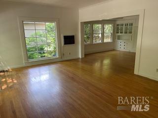 Detail Gallery Image 2 of 4 For 528 Ohio St, Vallejo,  CA 94590 - 4 Beds | 2 Baths