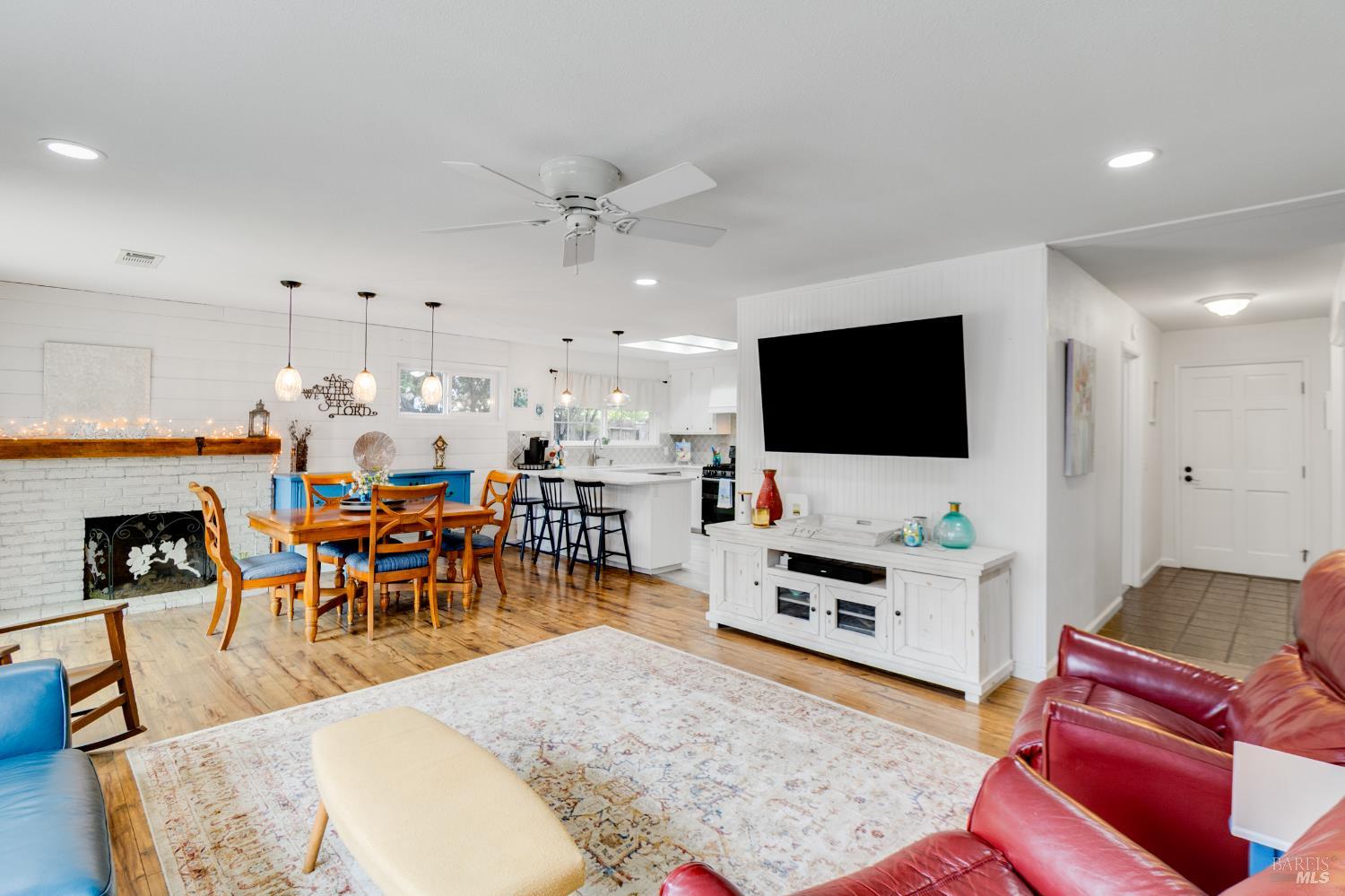 Detail Gallery Image 17 of 52 For 131 Hartford Ave, Vacaville,  CA 95687 - 4 Beds | 2 Baths