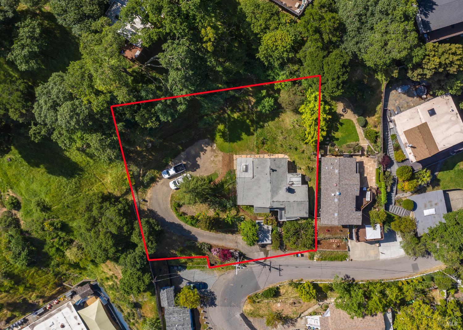 31 Martens Boulevard photo 2