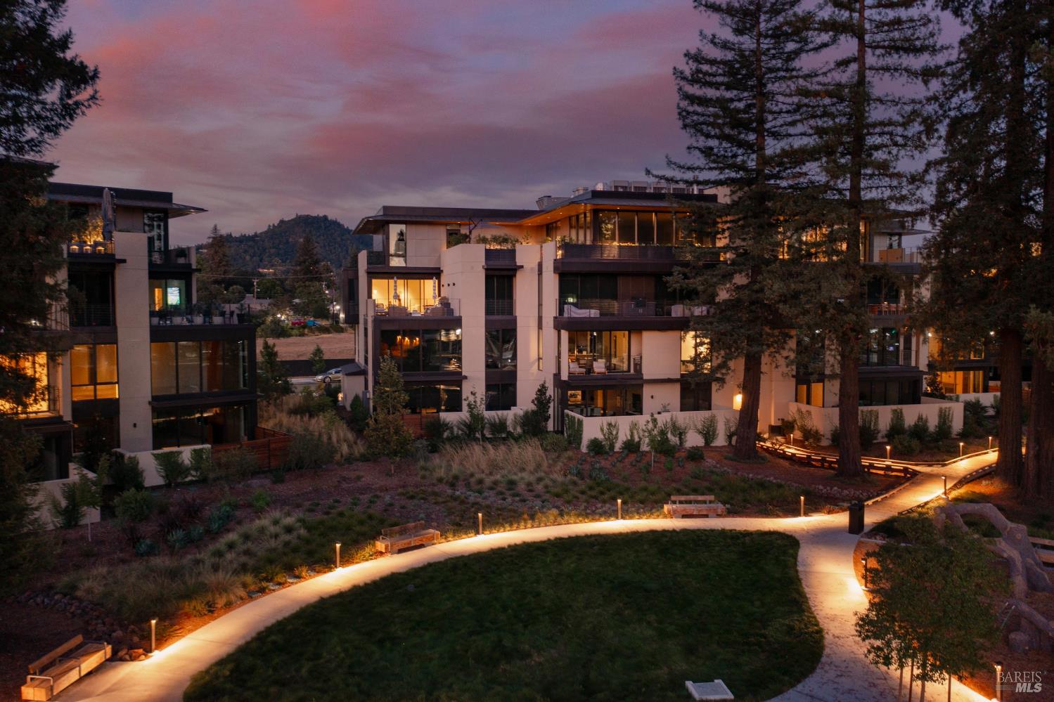 Front Image Thumbnail for BA326033811