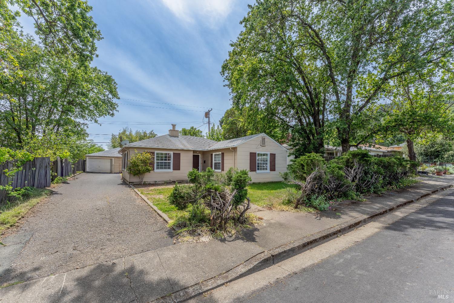 Front Image Thumbnail for BA326035883