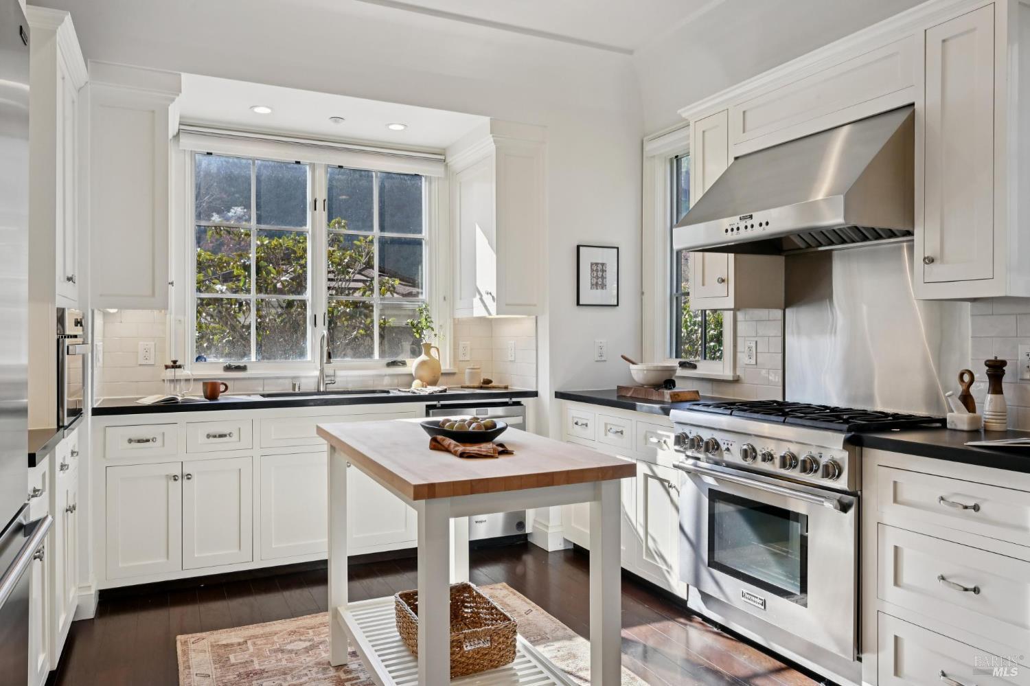 1 Tamalpais Commons Lane photo 3