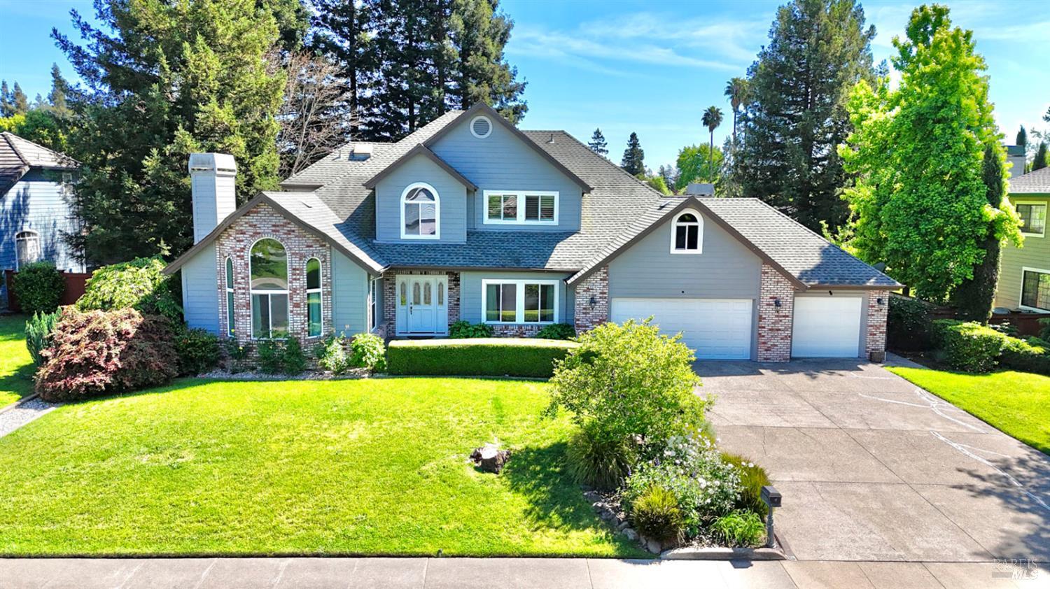4359 Heritage Lane photo 2