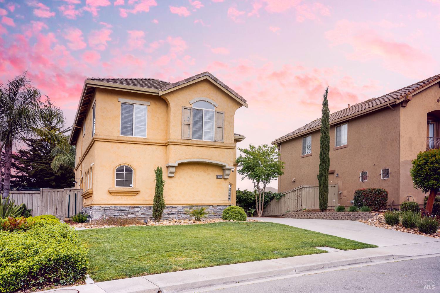 Front Image Thumbnail for BA326036638