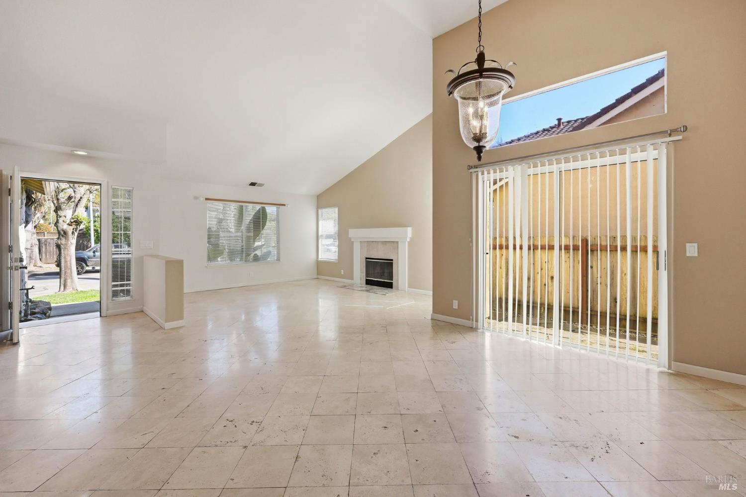 346 Summer Rain Drive photo 2