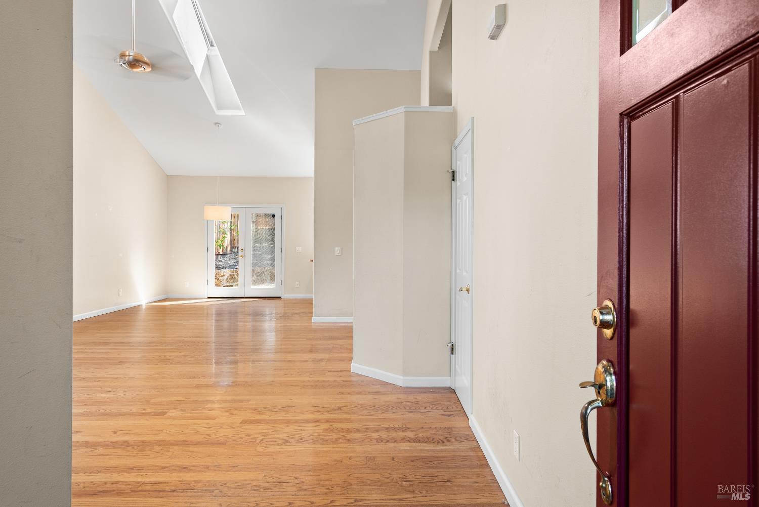 961 Central Avenue photo 3