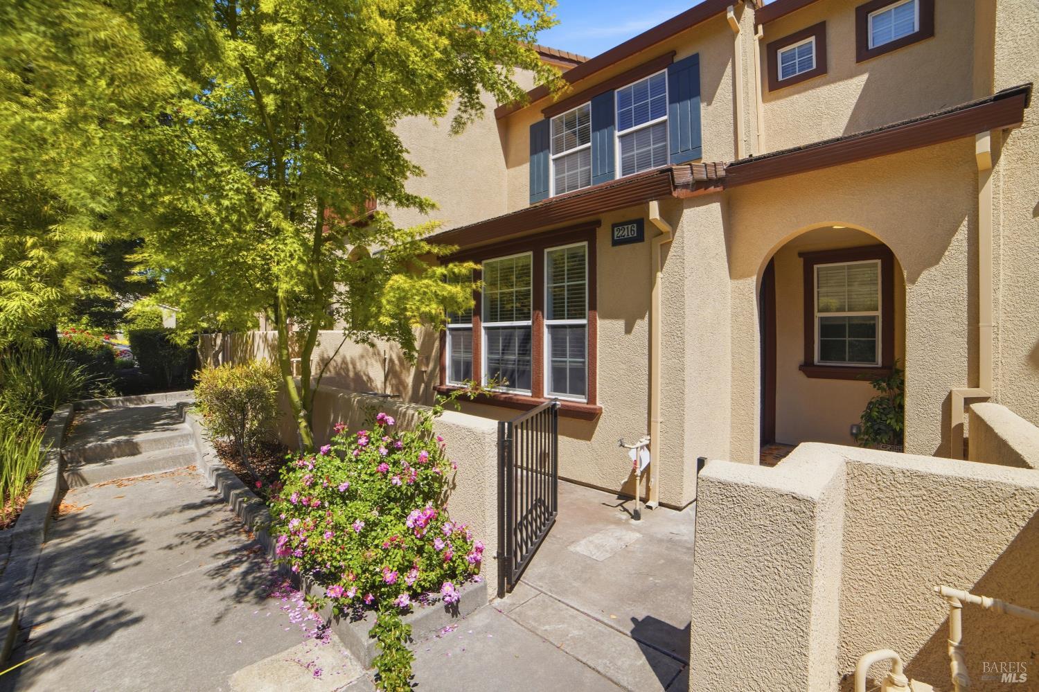 2216 Bell Flower Lane