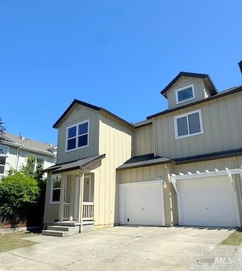 34 Randall Lane #A & B photo 2