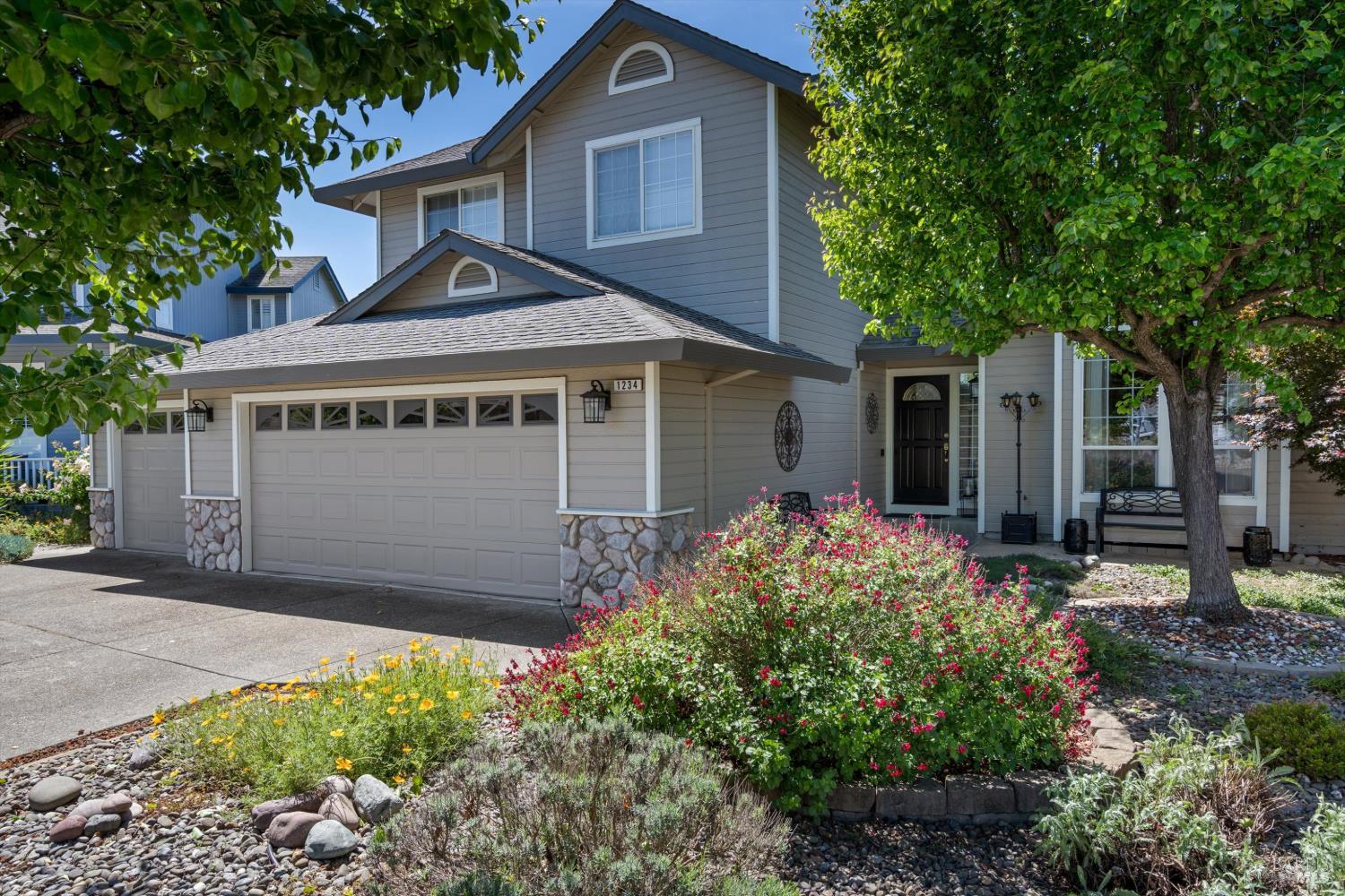 1234 Honeybrook Place photo 3