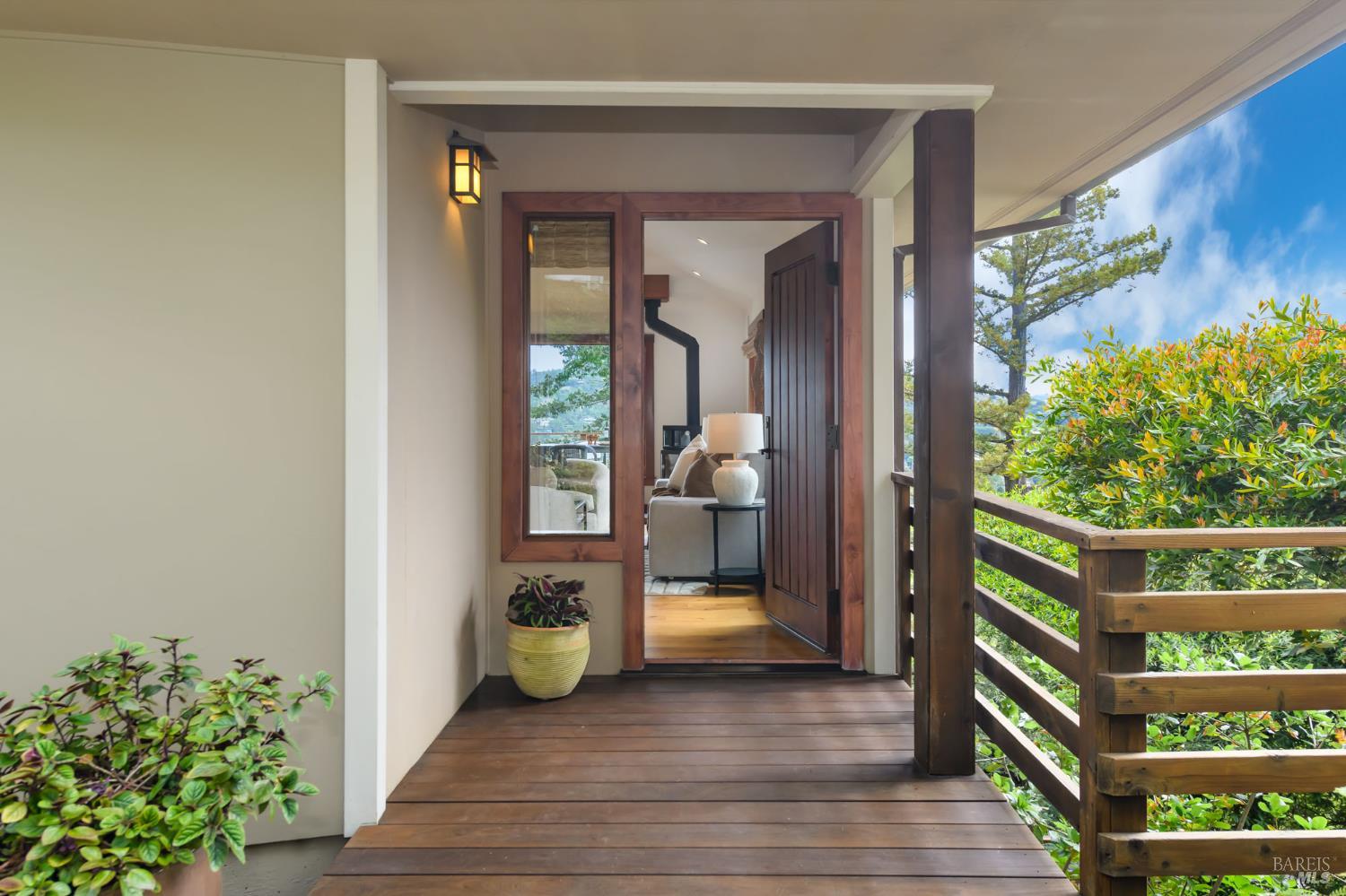 49 Woodside Lane photo 3