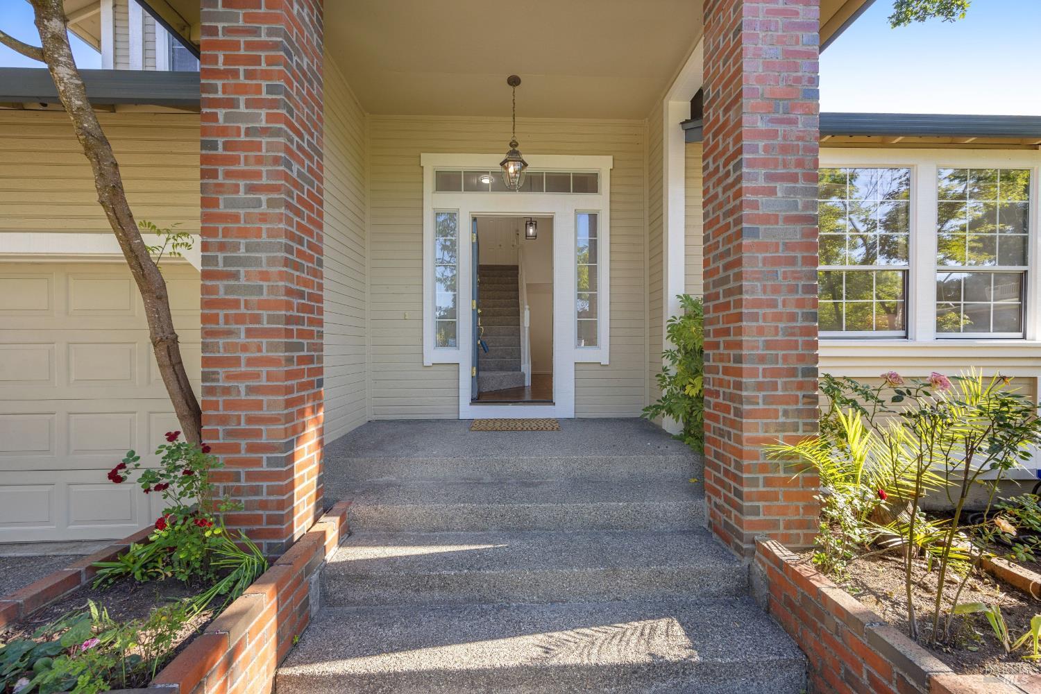 1874 Amy Avenue photo 3