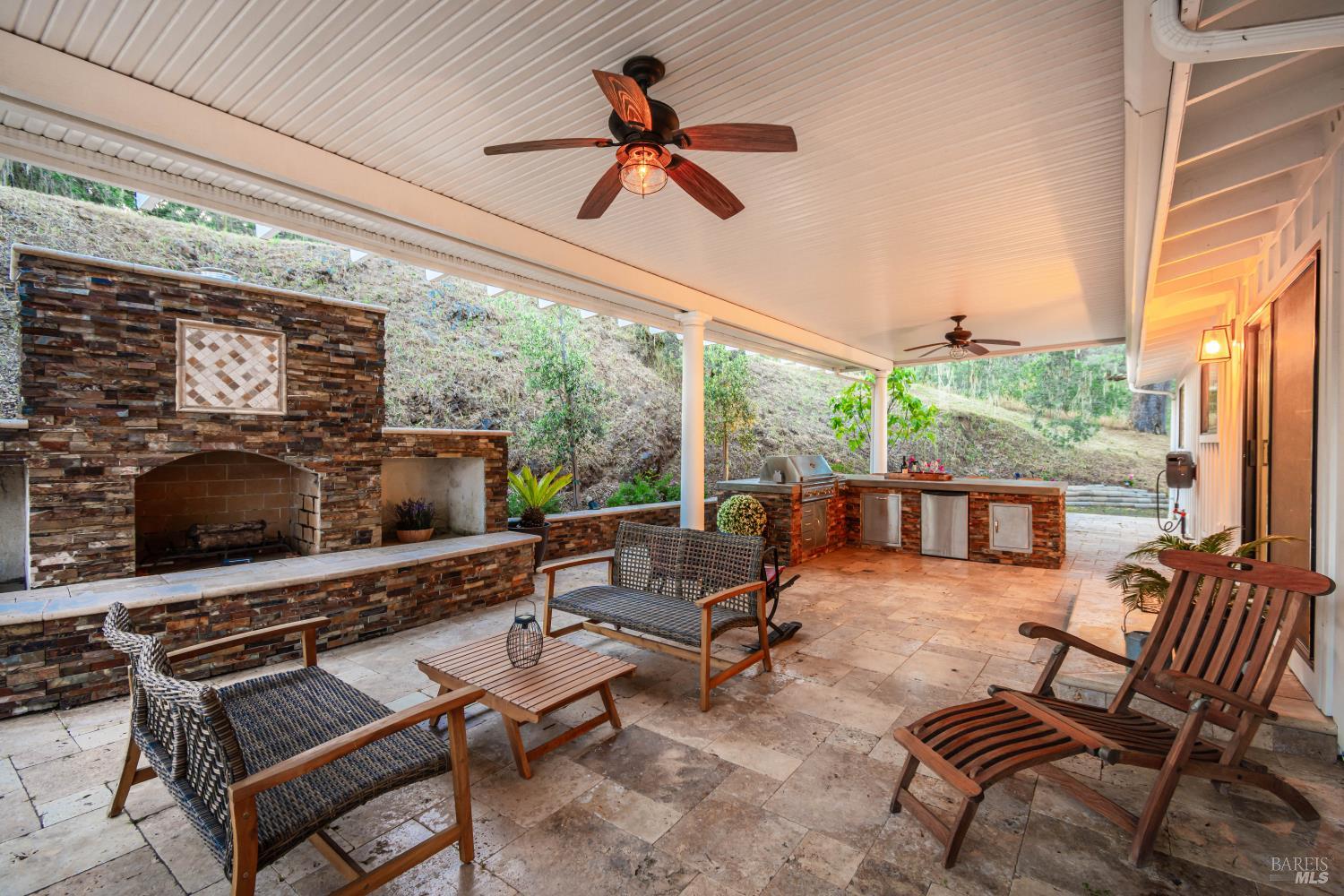 1610 Capell Valley Road photo 3