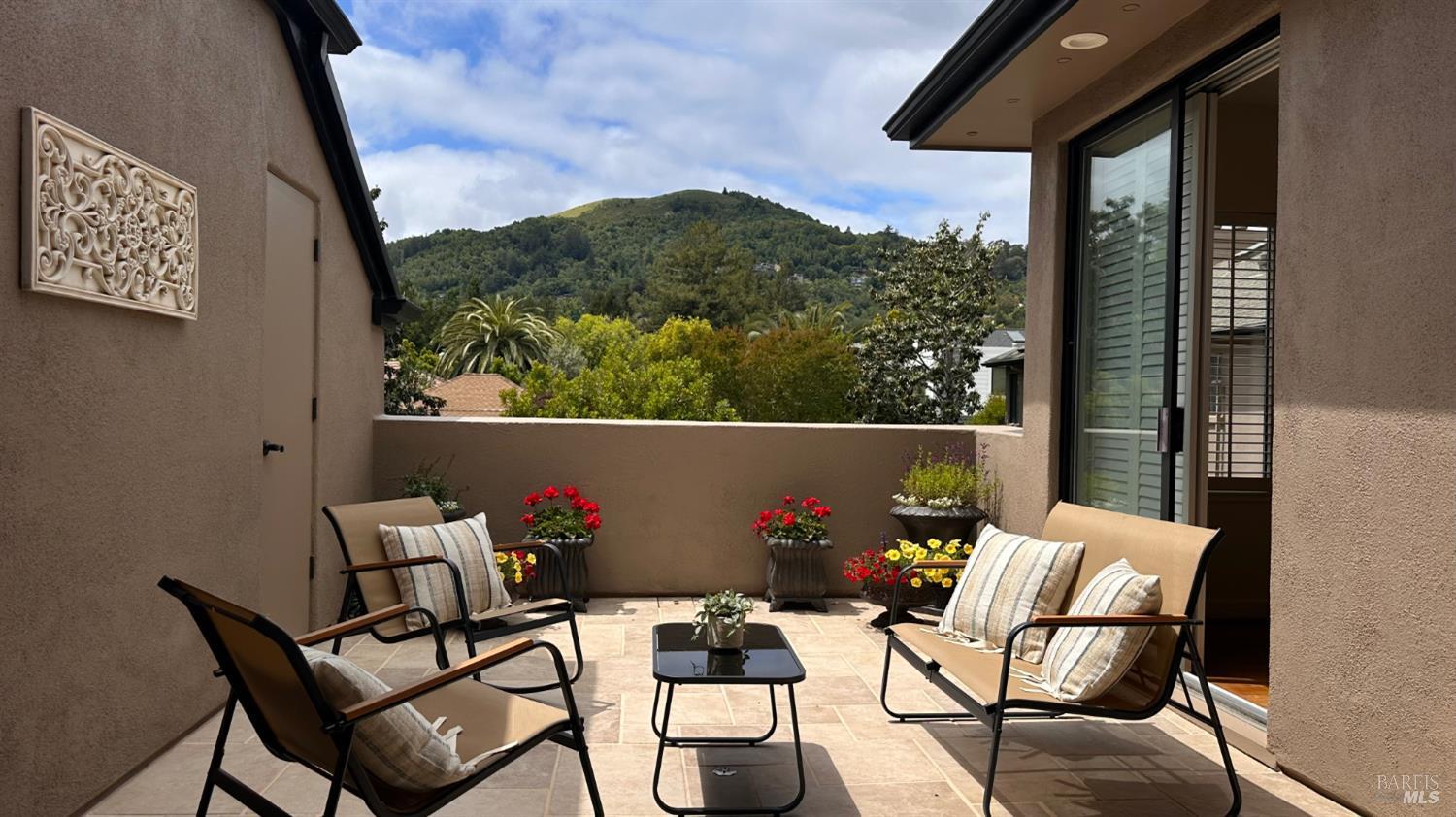 36 Mariposa Avenue Unit: #2