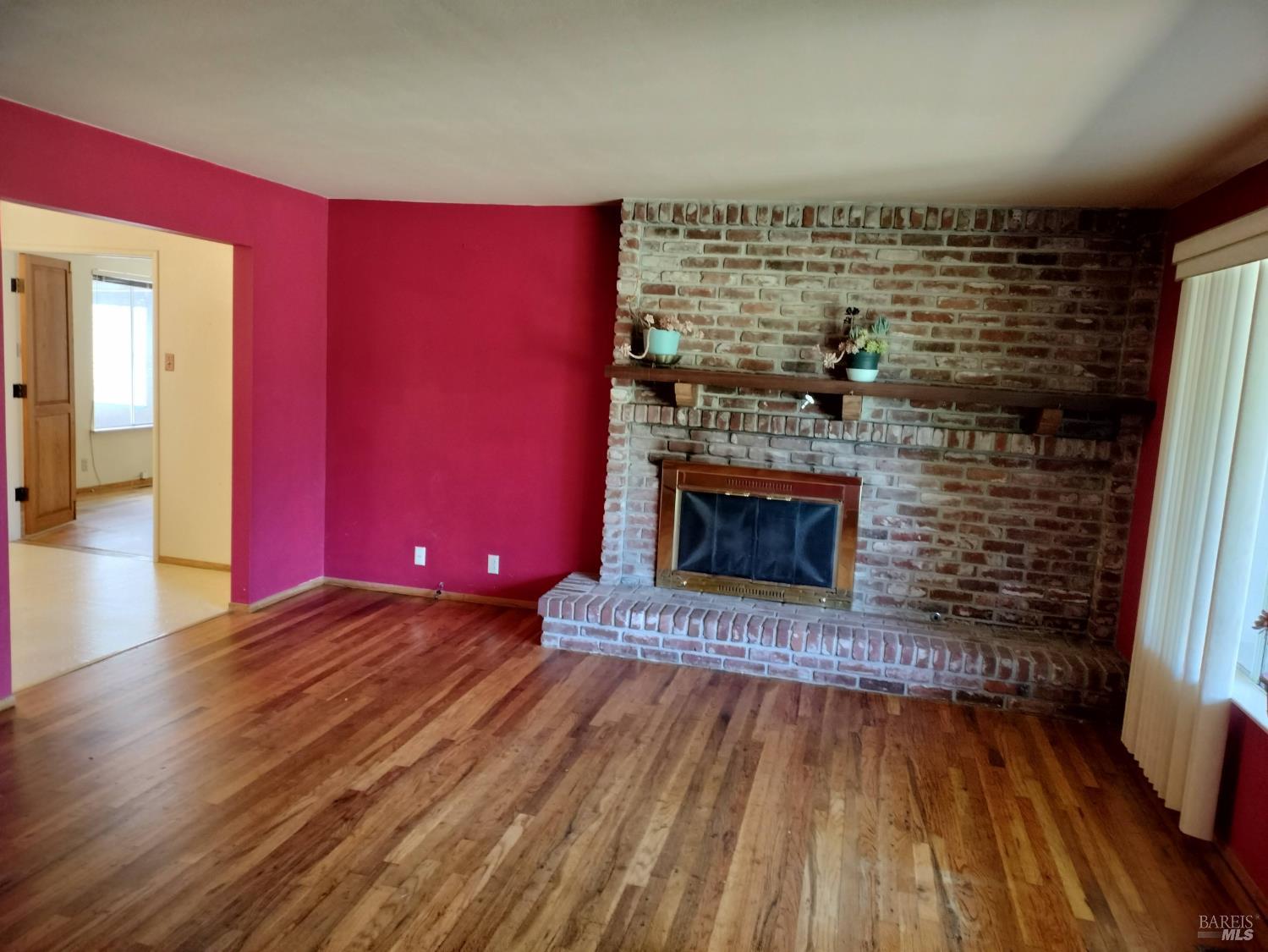 7149 lynch Road photo 2