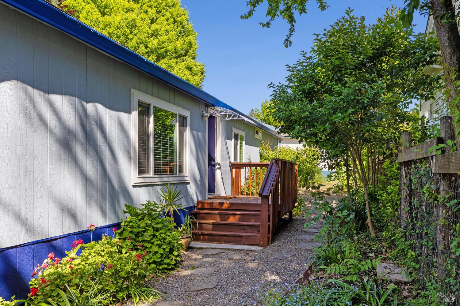 2925 Edison Street photo 3