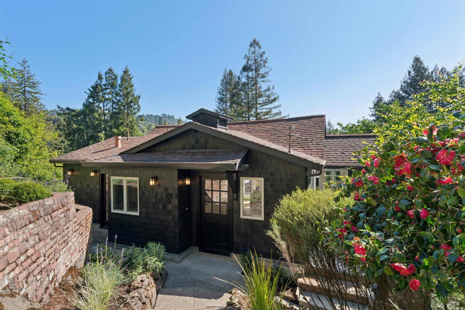 157 Ethel Avenue photo 3