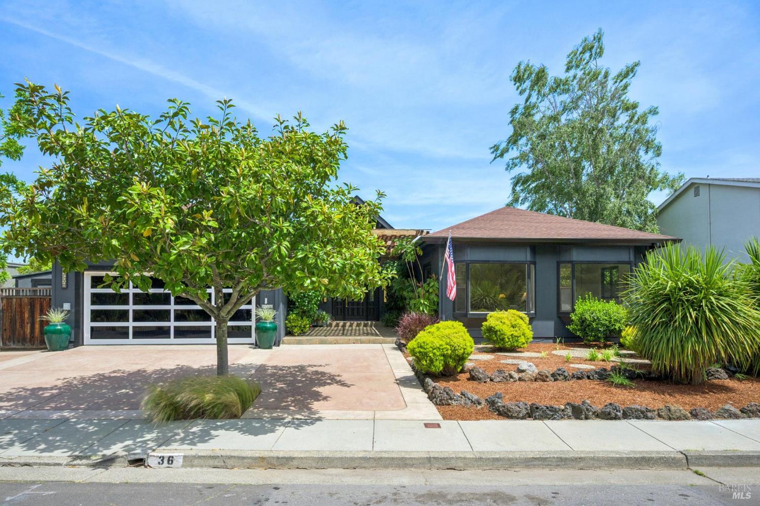 36 Main Drive