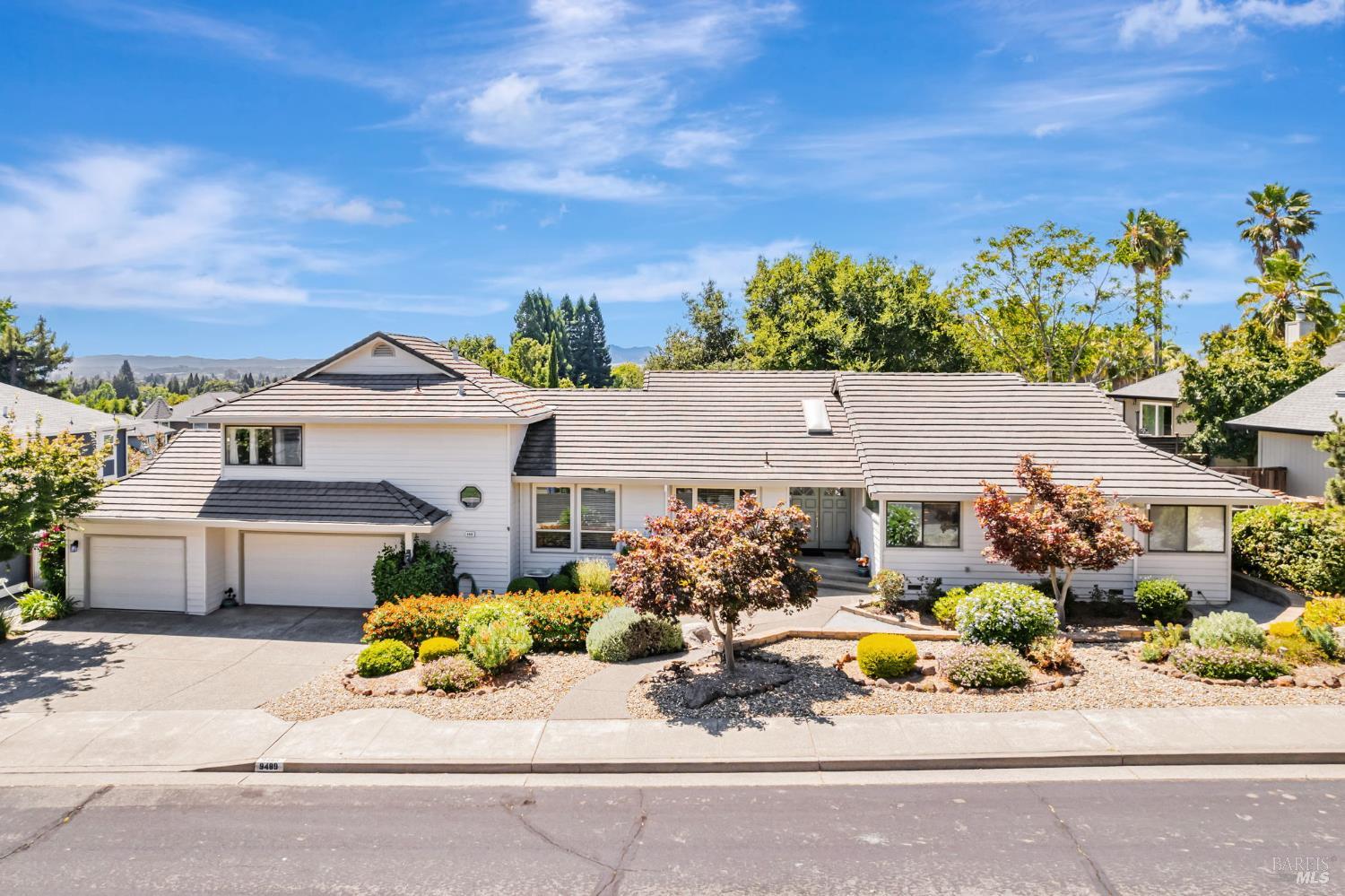 9489 Vinecrest Road