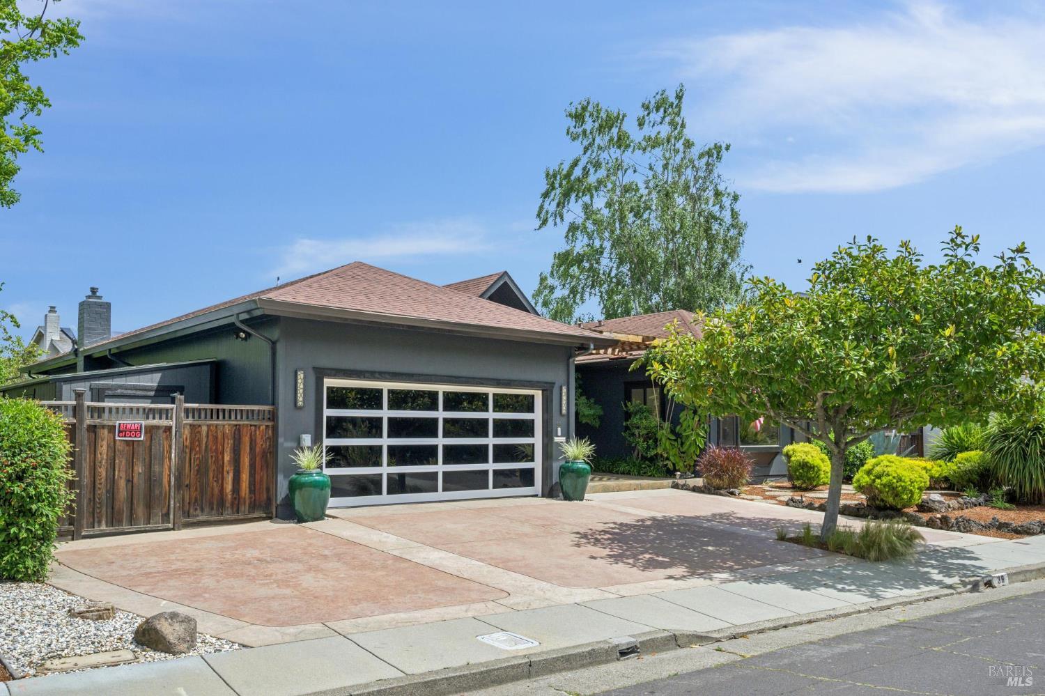 36 Main Drive photo 2