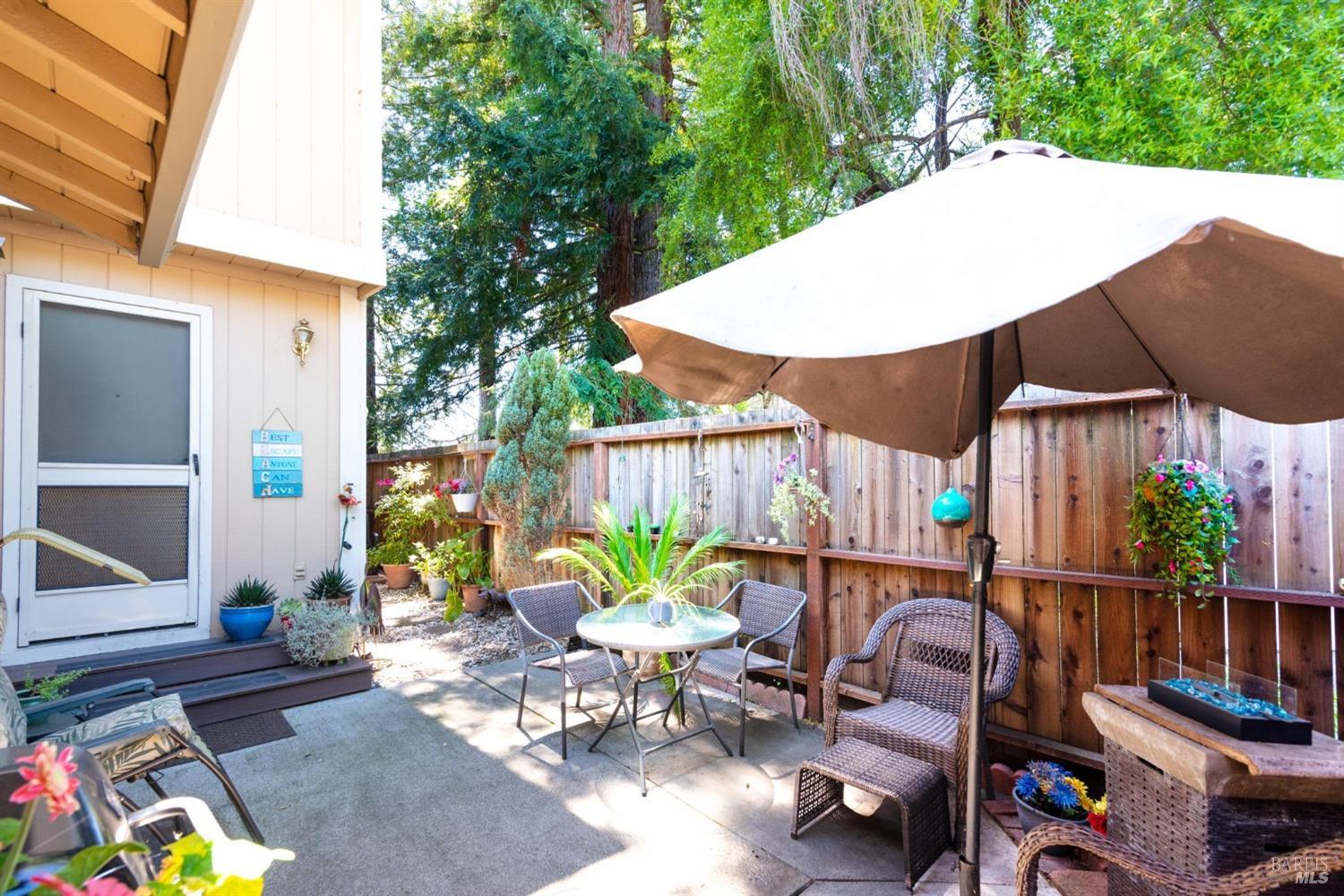 1444 Gold Way