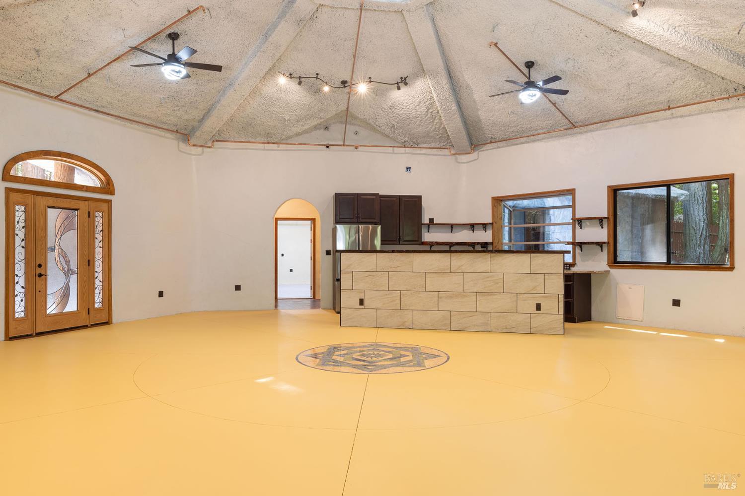 2264 Joy Ridge Road photo 3