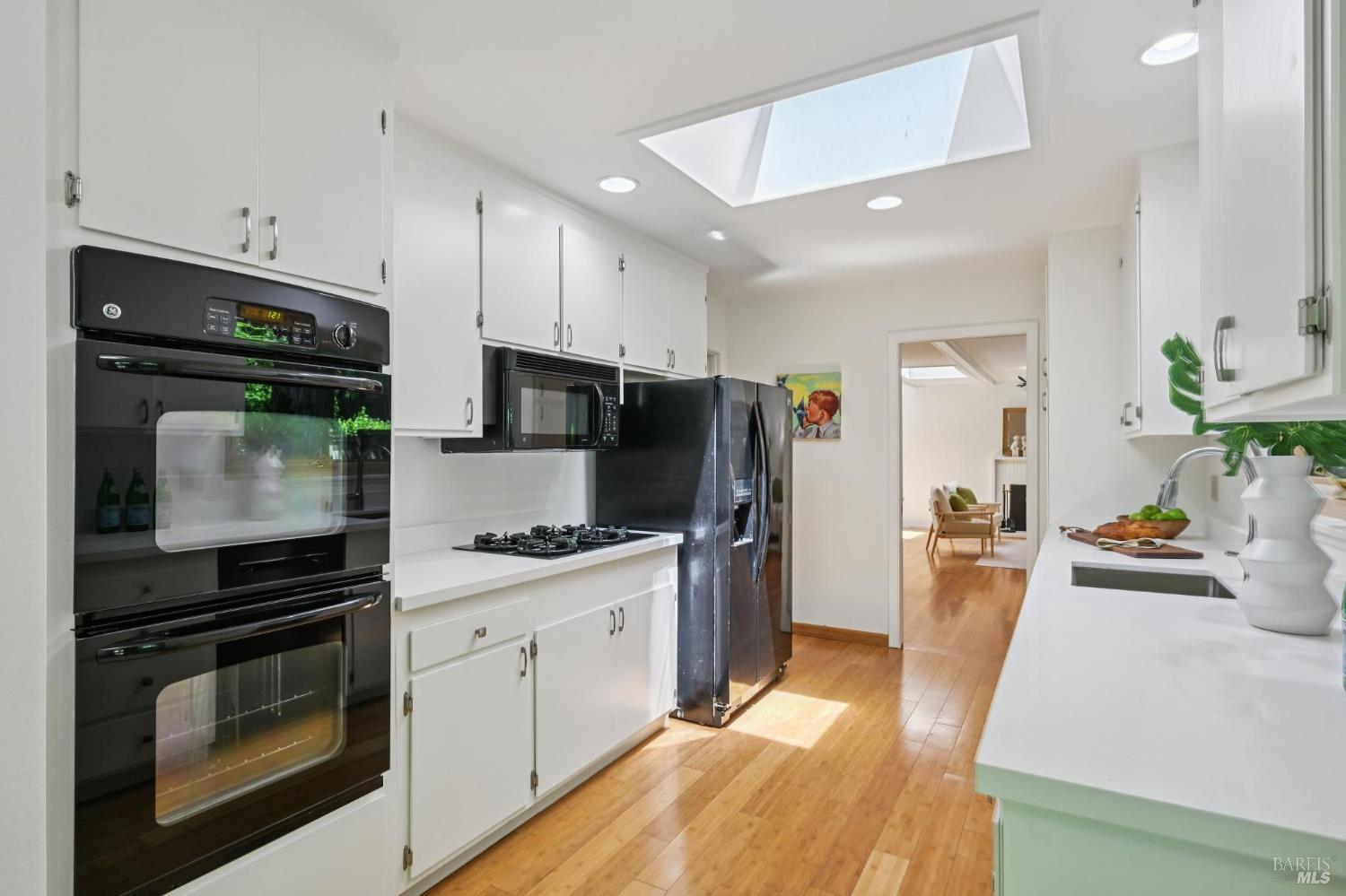 334 Madrone Avenue