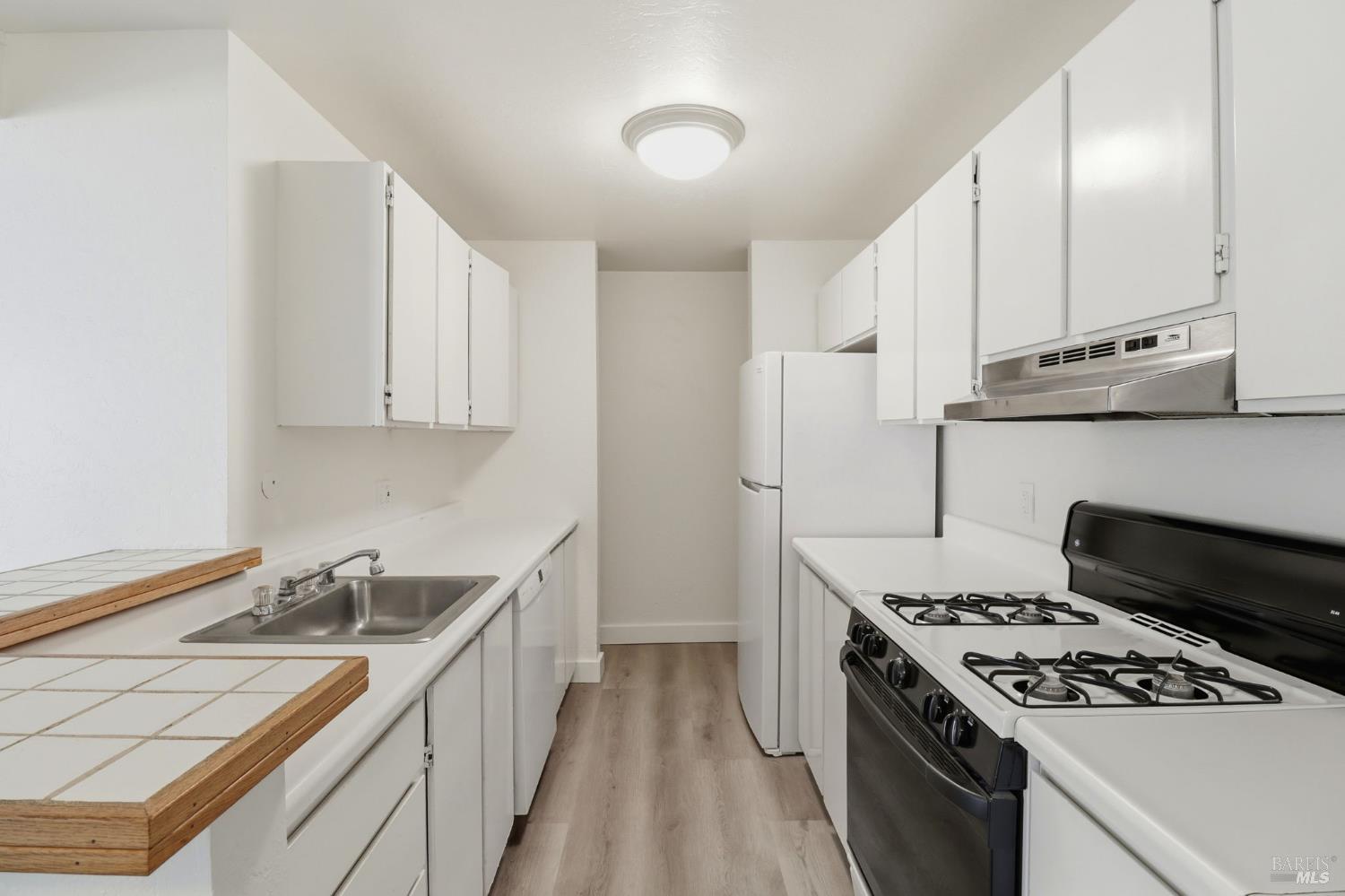 318 Larkspur Plaza Drive None photo 2
