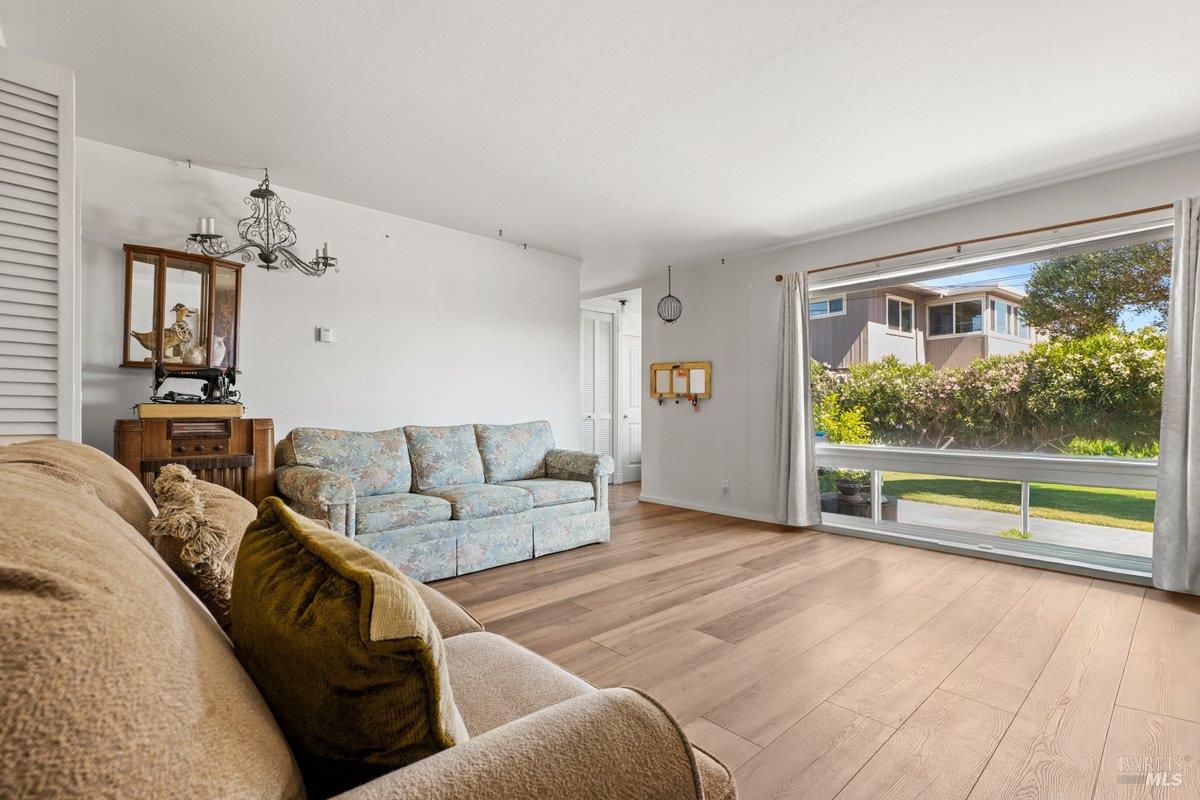 1072 Los Gamos Road #E photo 3