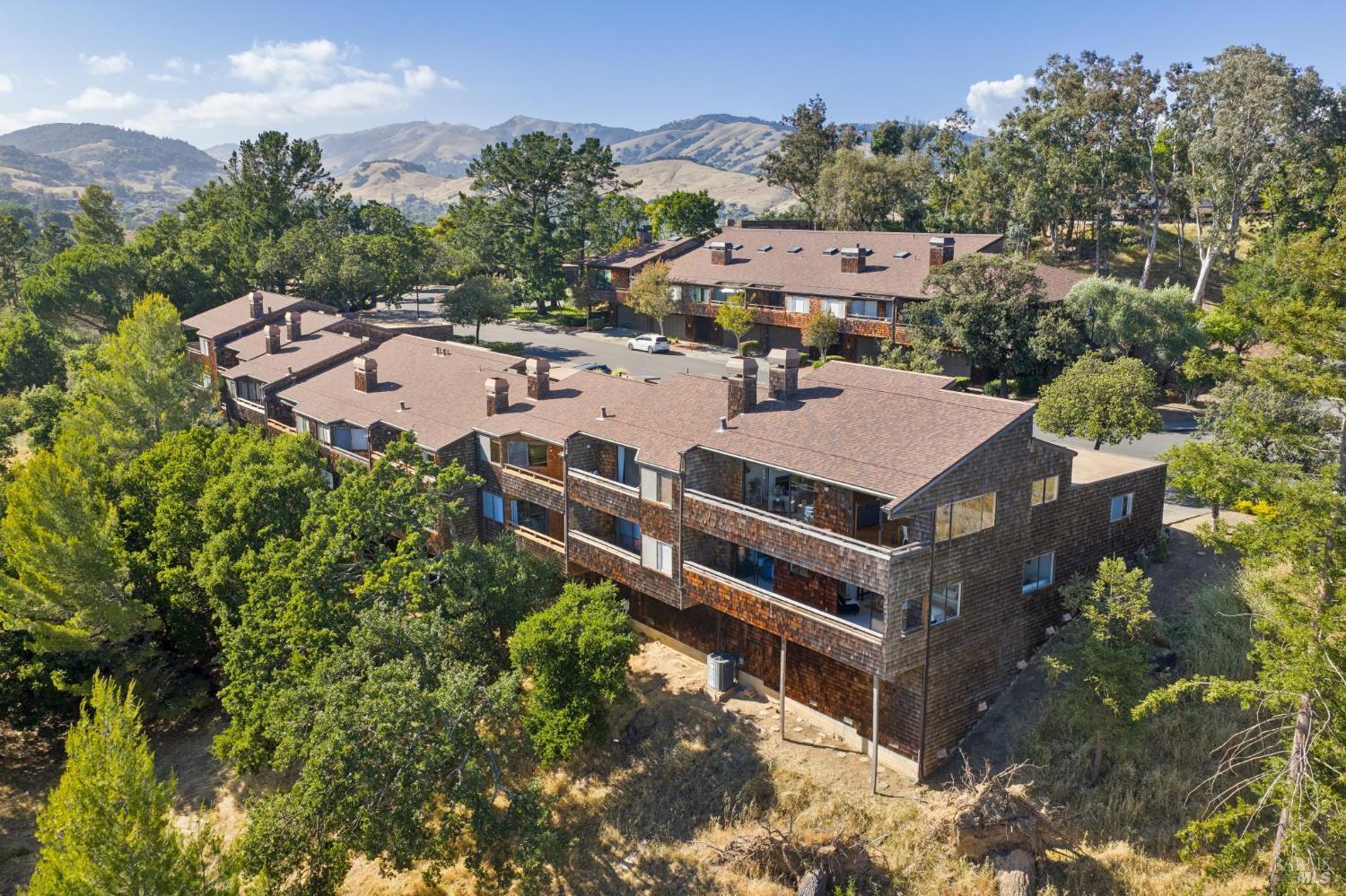 305 El Faisan Drive