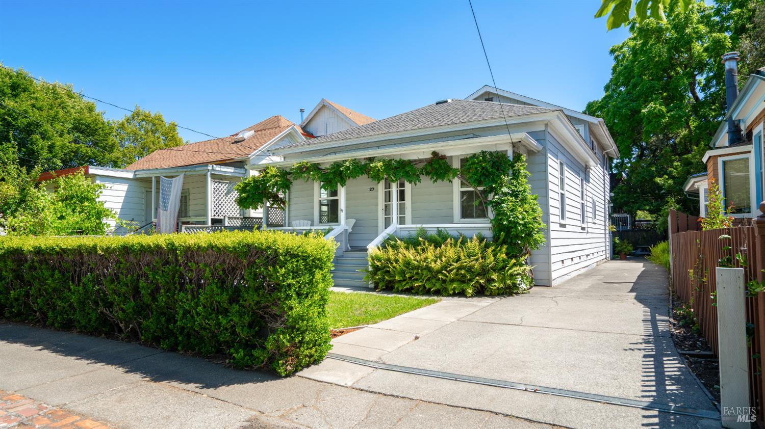 27 Latham Street photo 2