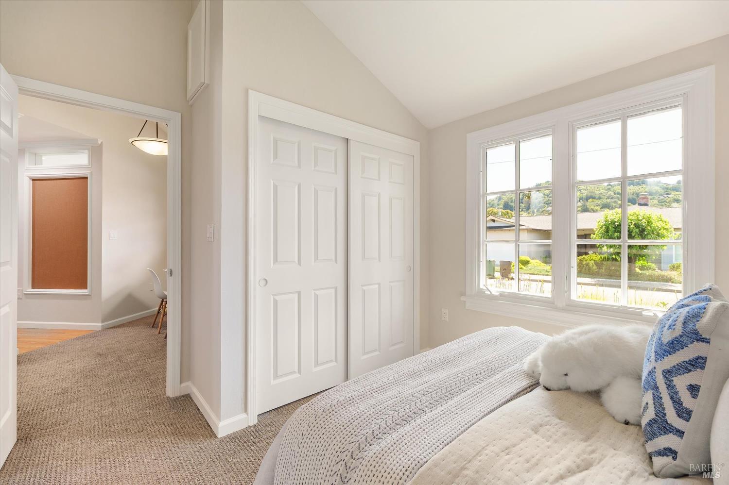 5 Edgemar Way