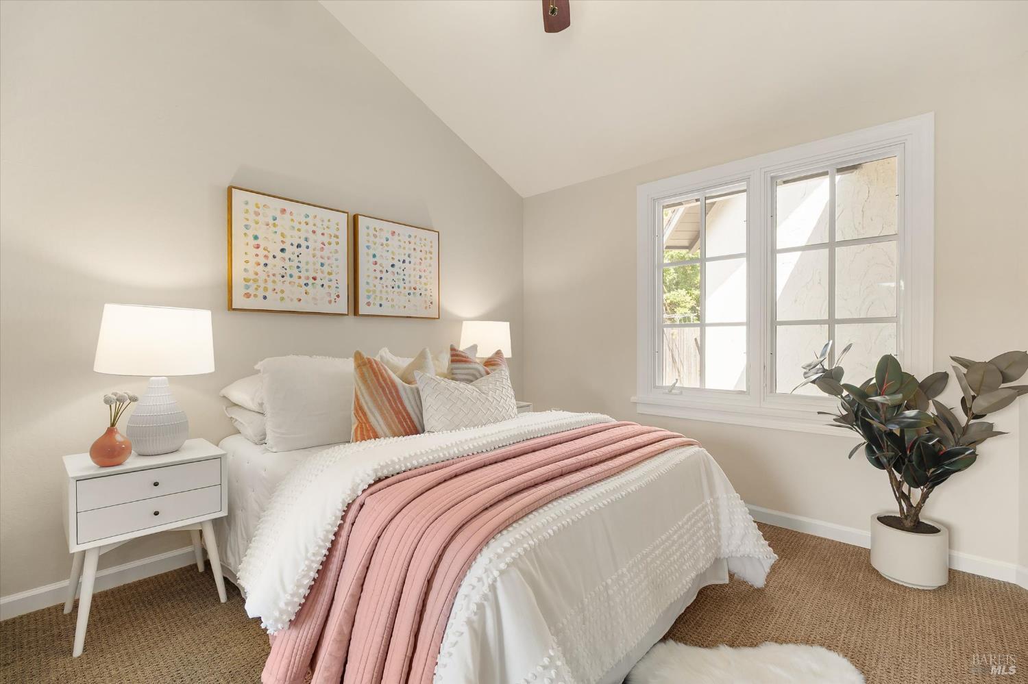 5 Edgemar Way