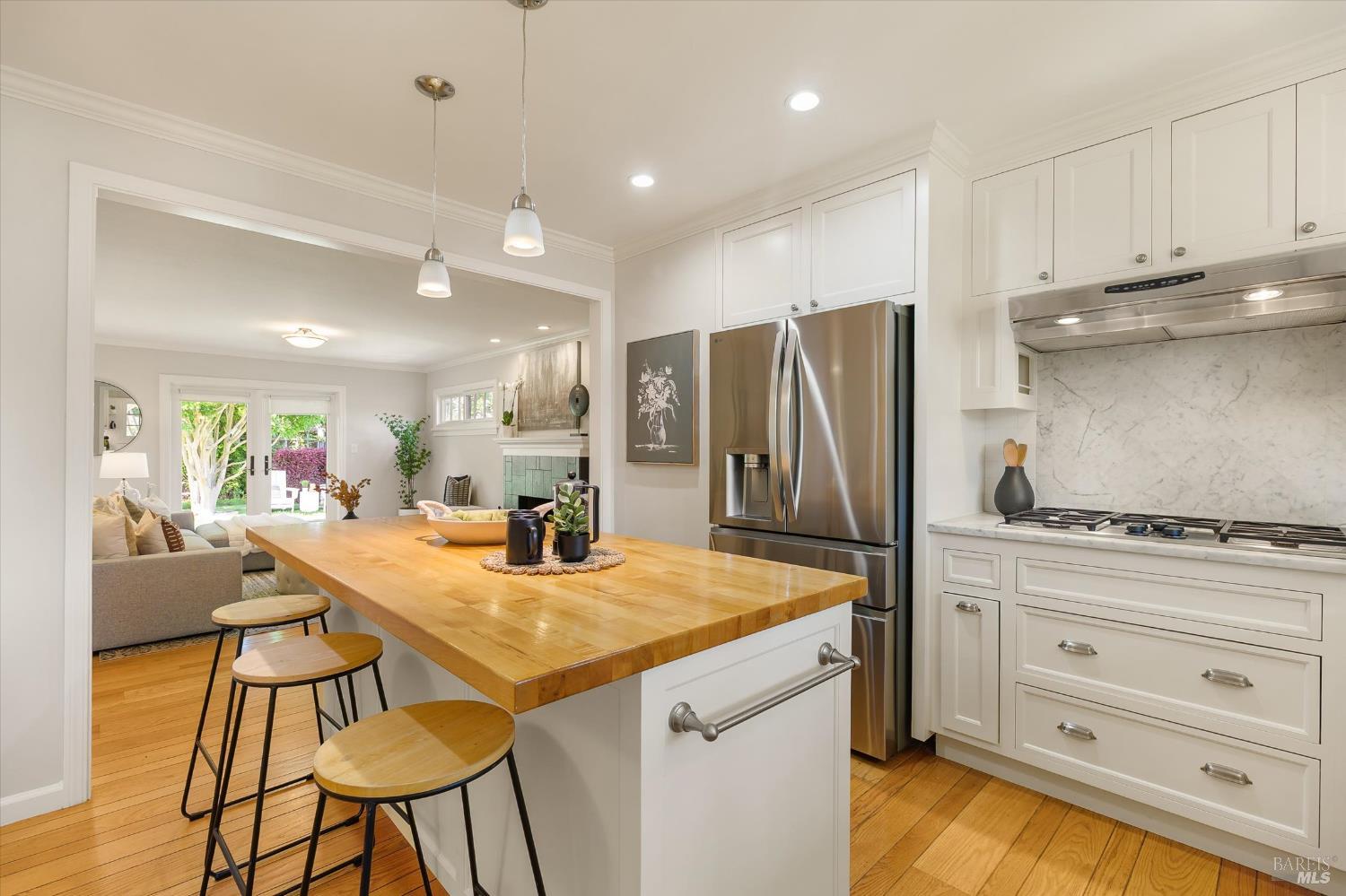 5 Edgemar Way