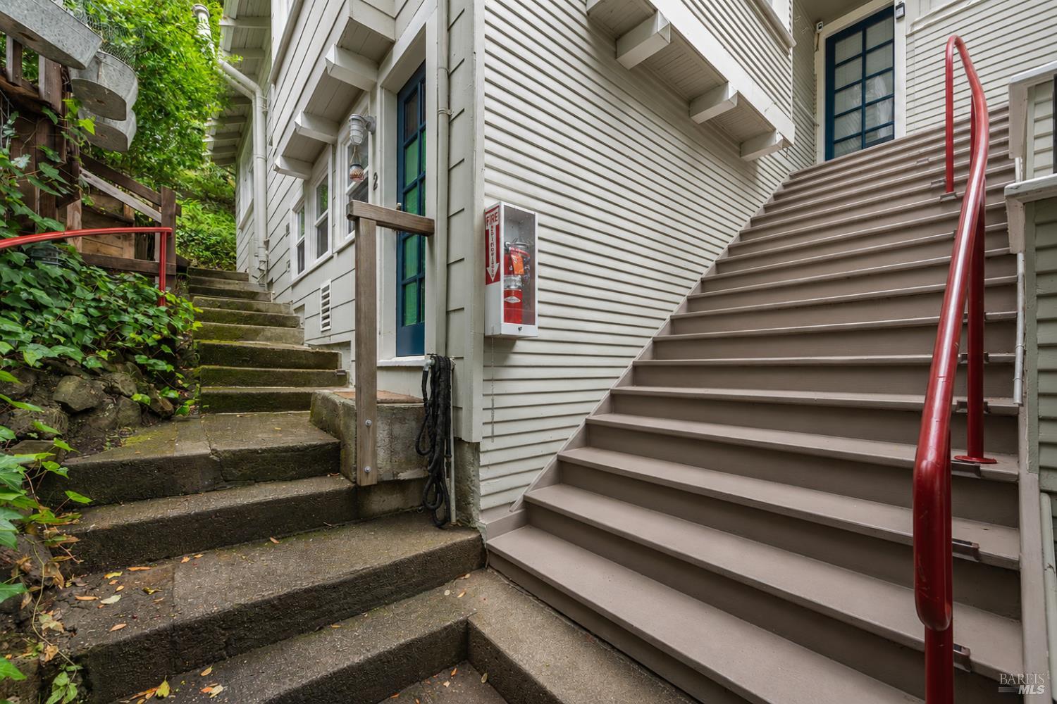 107 Stadium Avenue photo 3