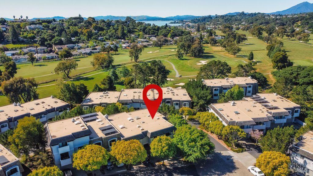 37 Greenside Way